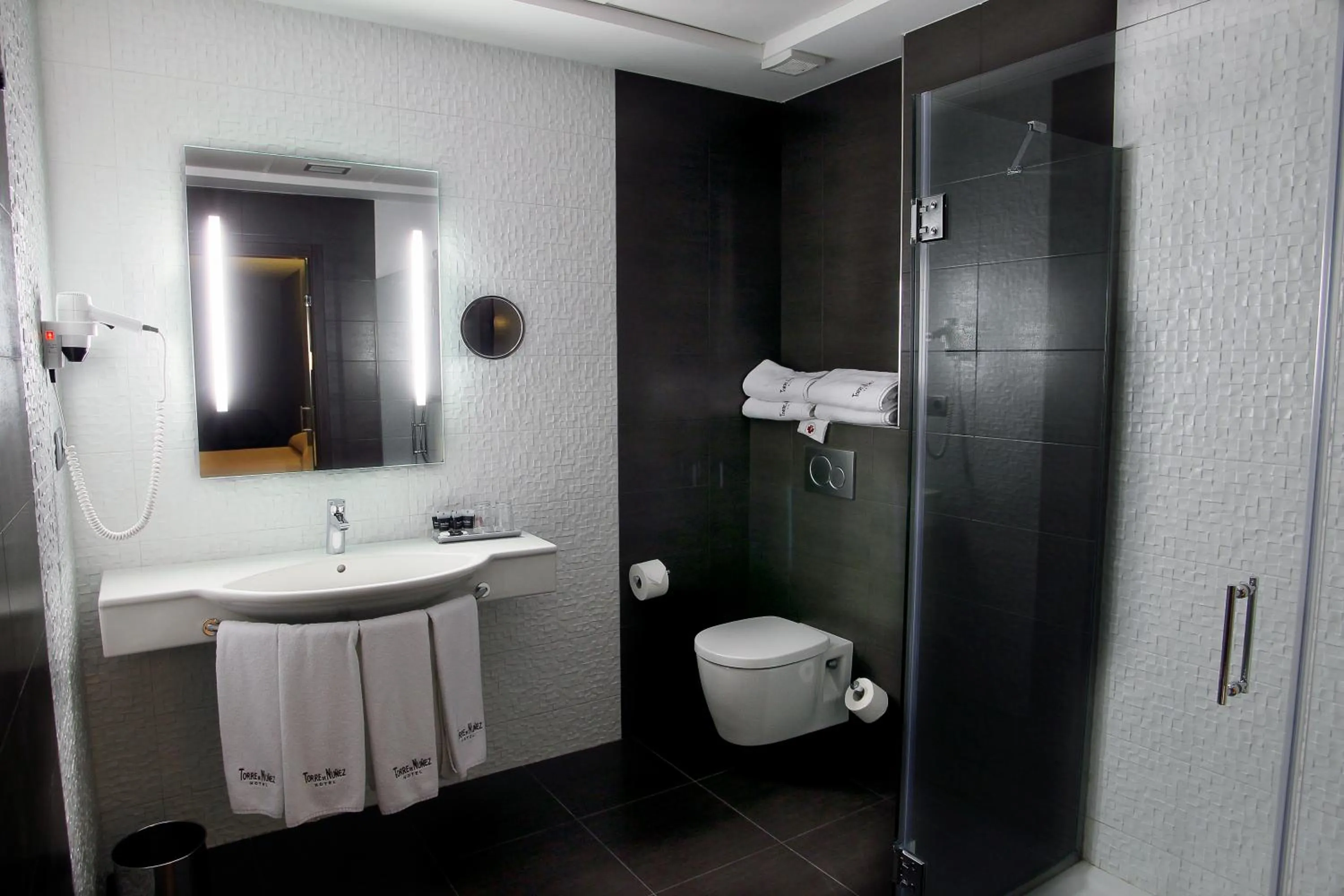Bathroom in Hotel Torre de Núñez