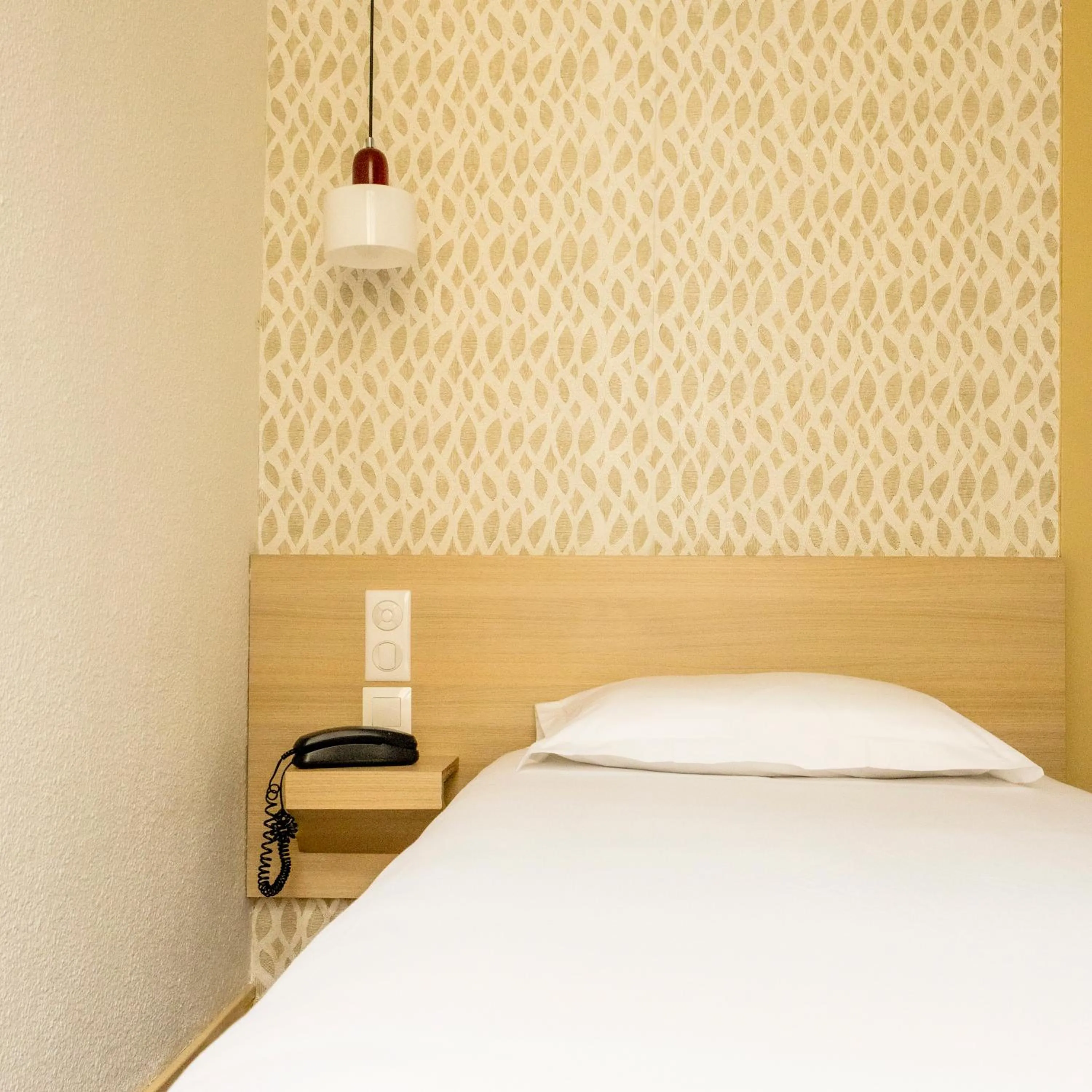 Bed in Hotel Gambetta