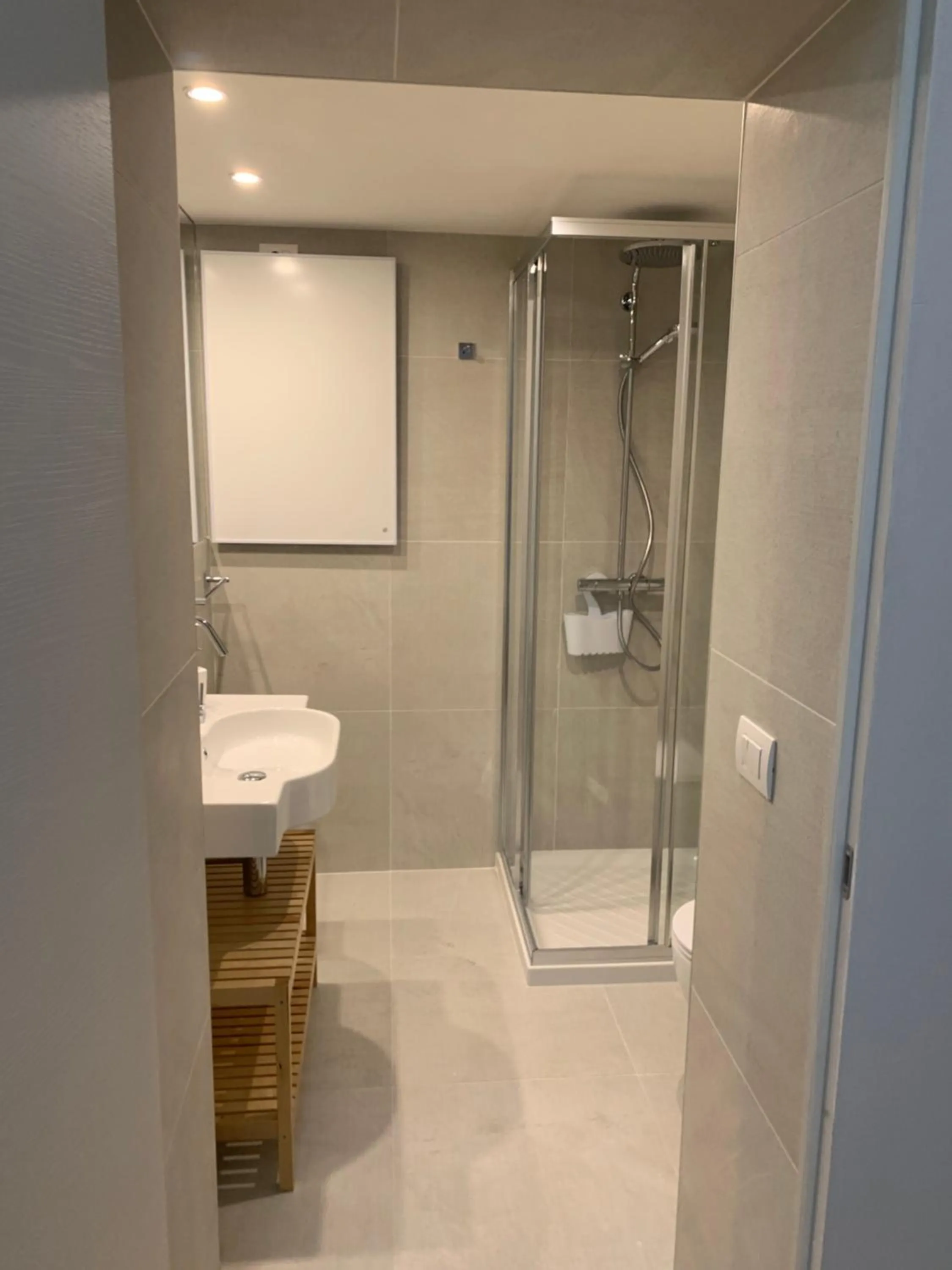 Bathroom in Quercus Appartements contactless check-in