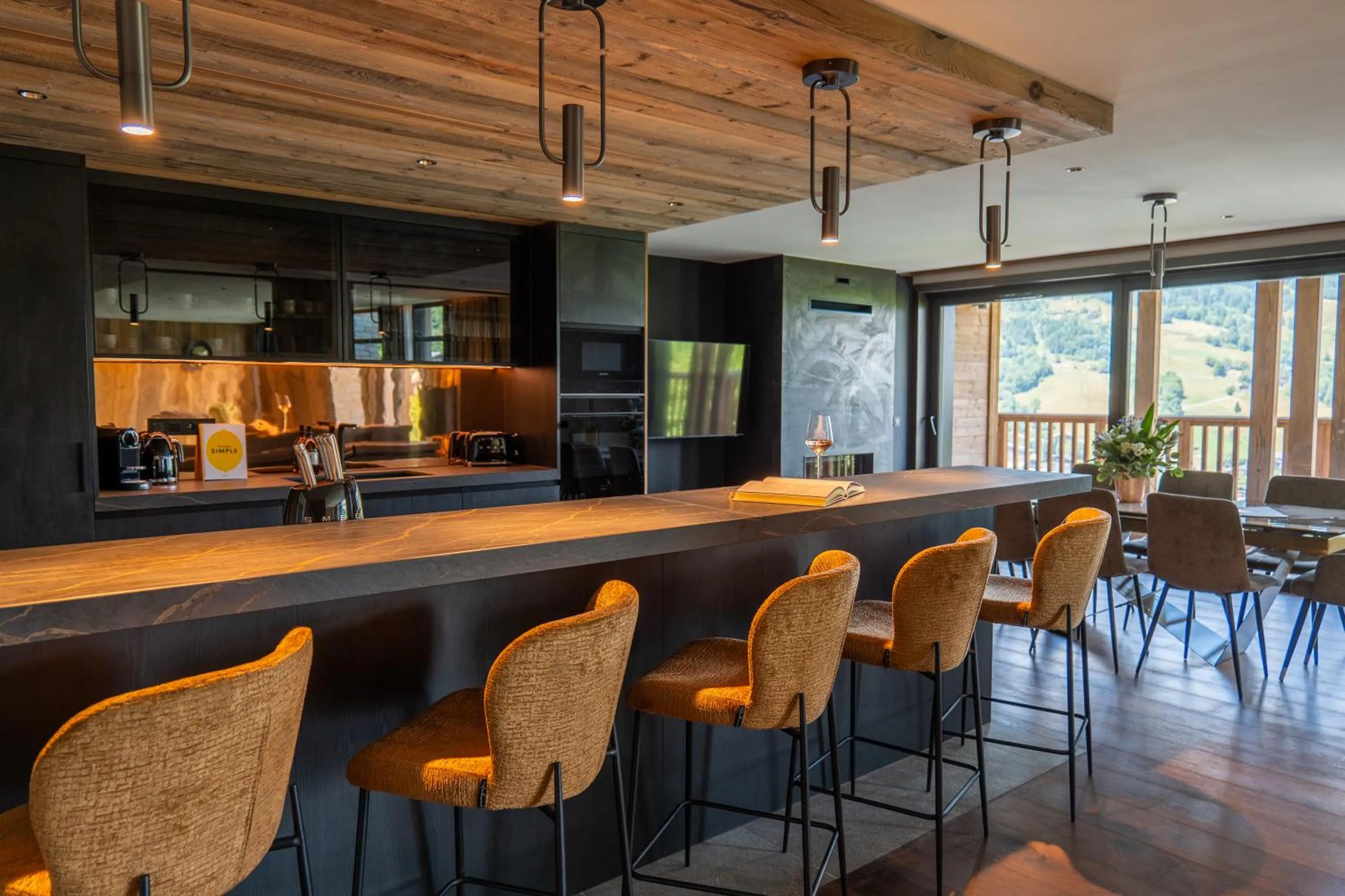 Dining area in Hôtel L'Arboisie
