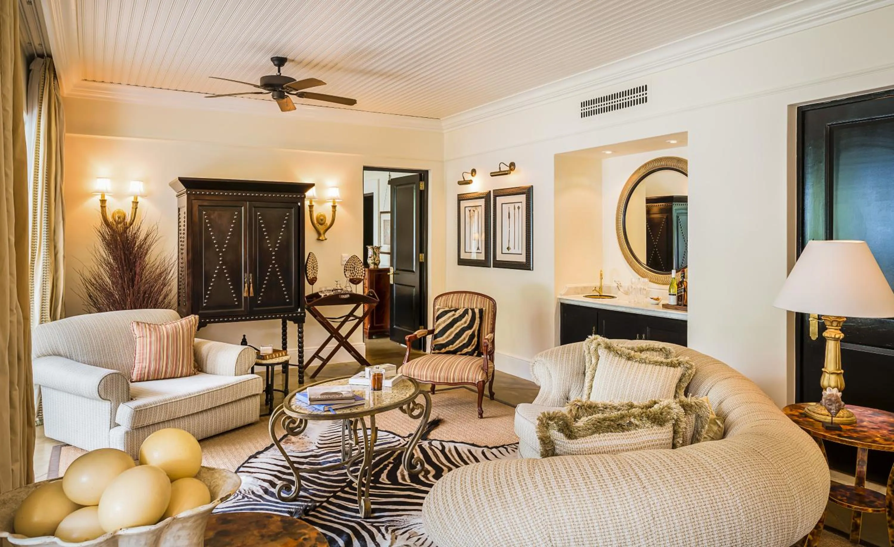 Living room in Royal Livingstone Hotel by Anantara