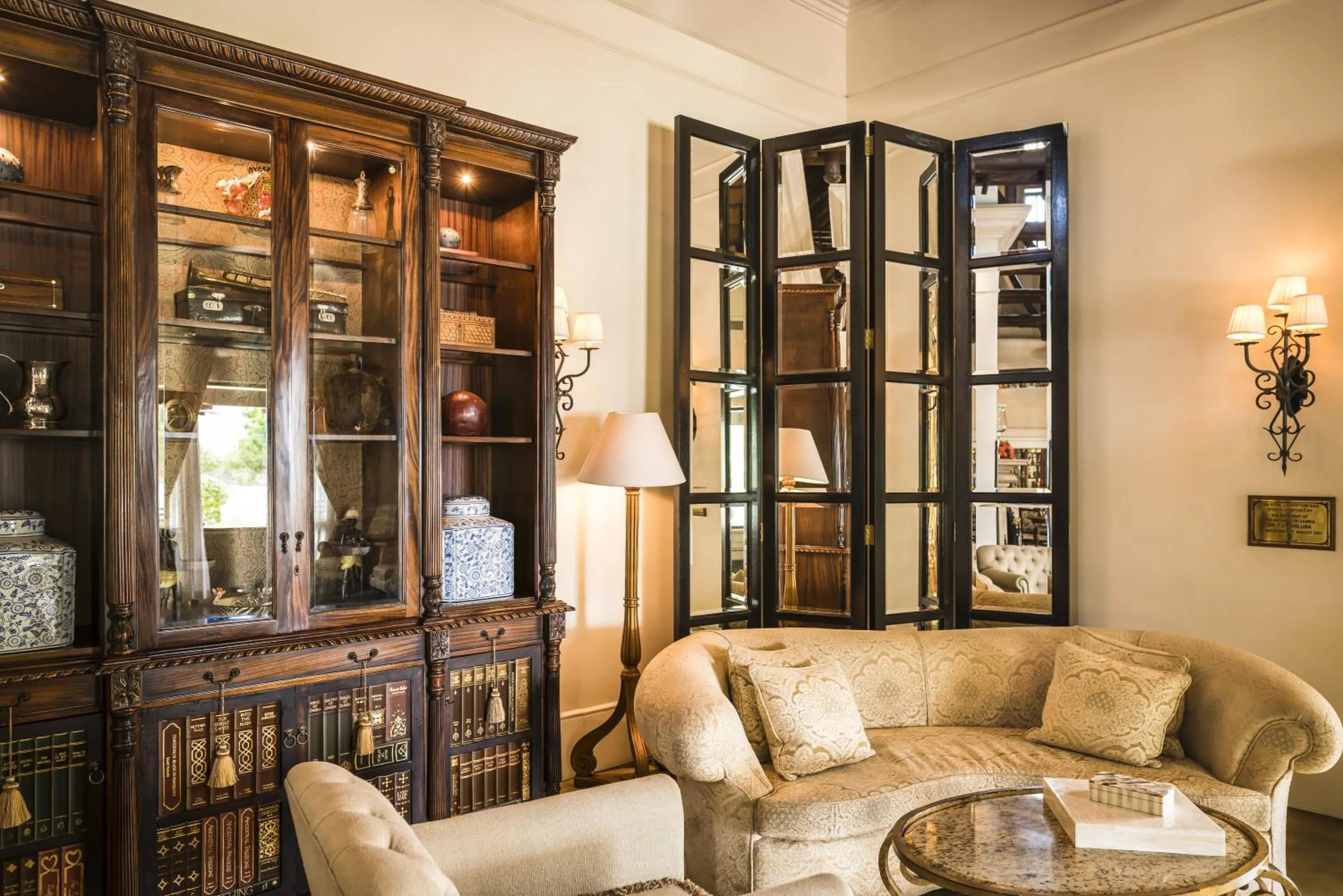 Lounge or bar in Royal Livingstone Hotel by Anantara