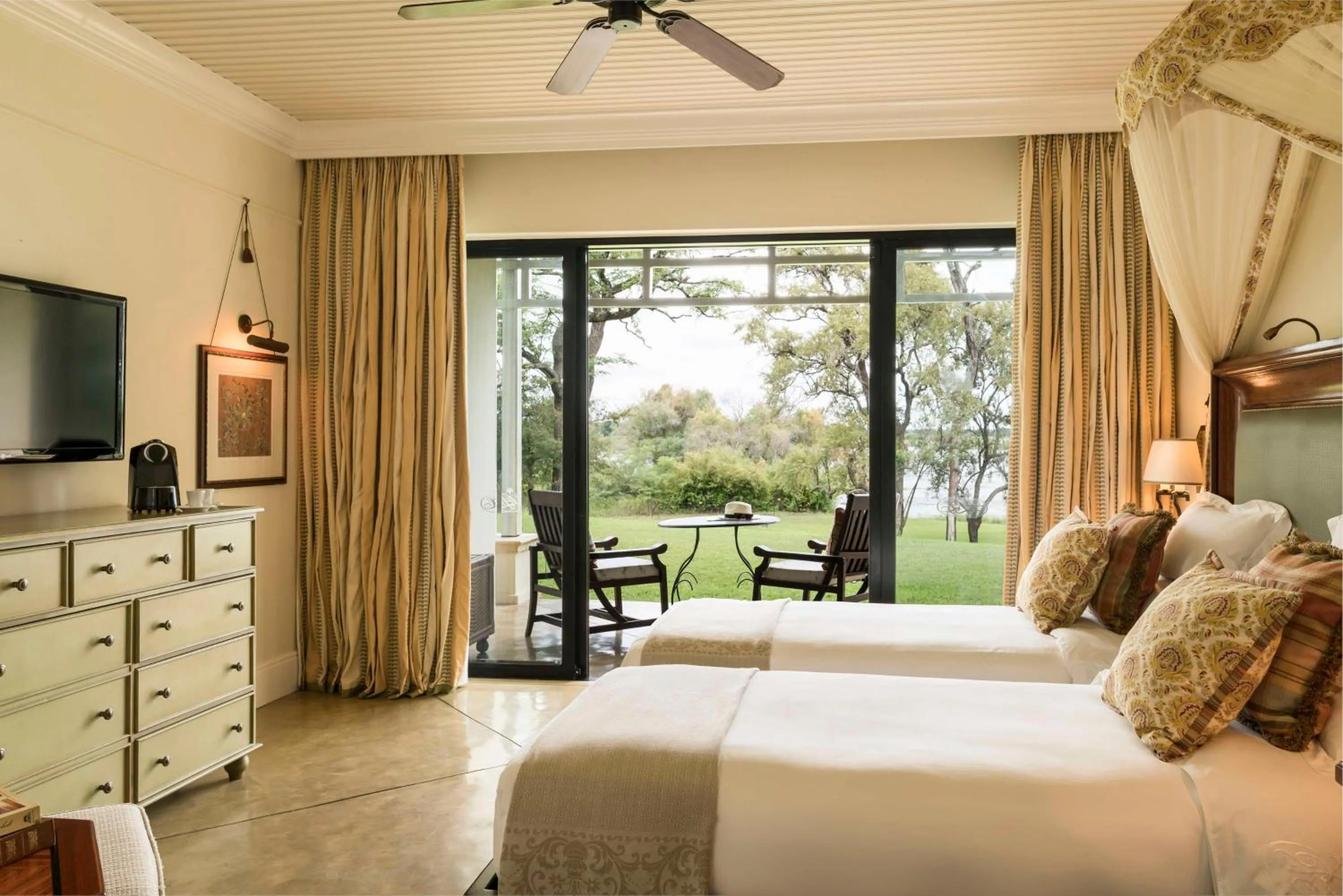 Bedroom, Bed in Royal Livingstone Hotel by Anantara