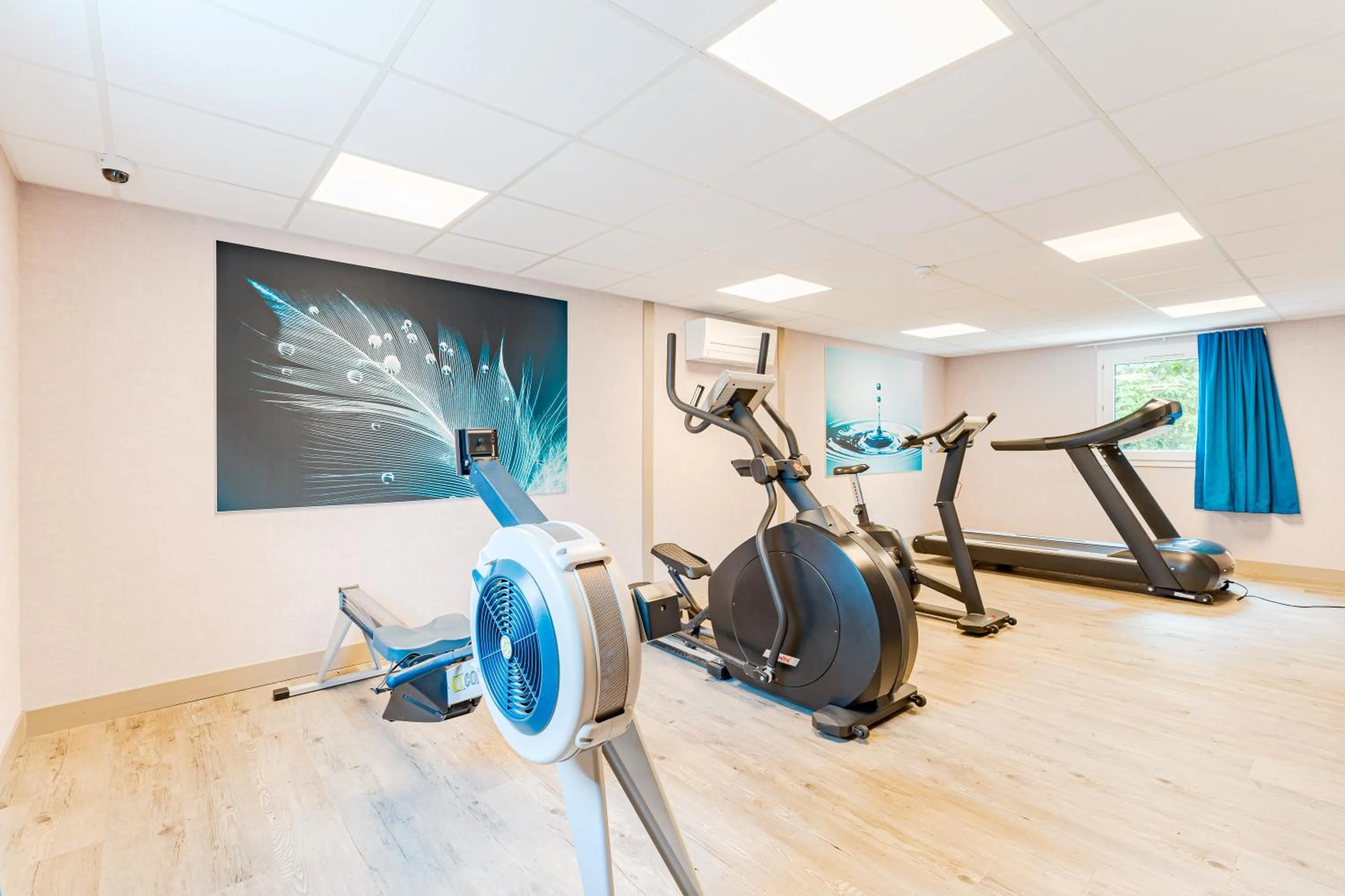 Fitness centre/facilities in Kyriad Direct Tours Sud - Chambray Lès Tours