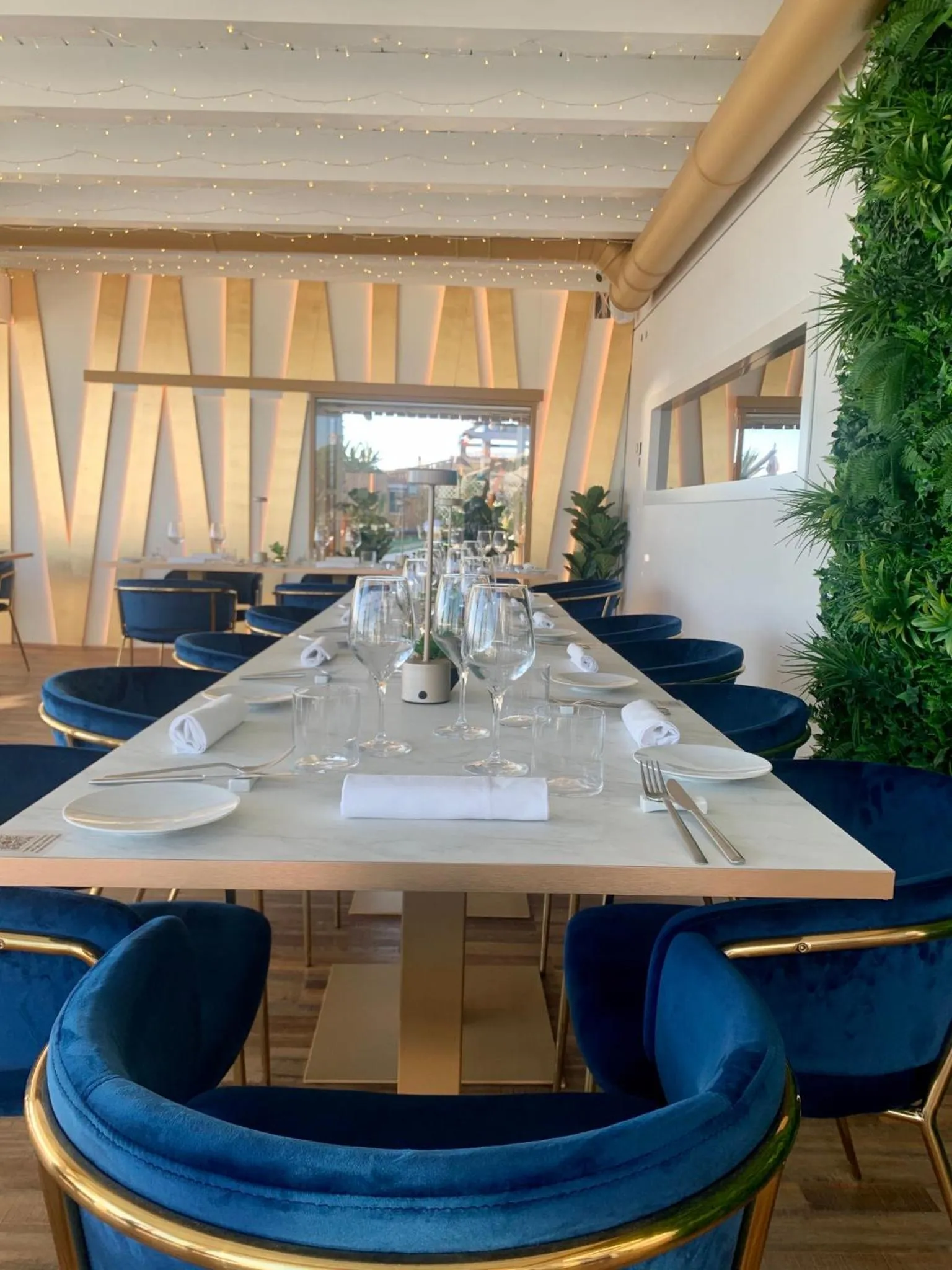 Restaurant/places to eat in RITUAL SUNSET LOVER