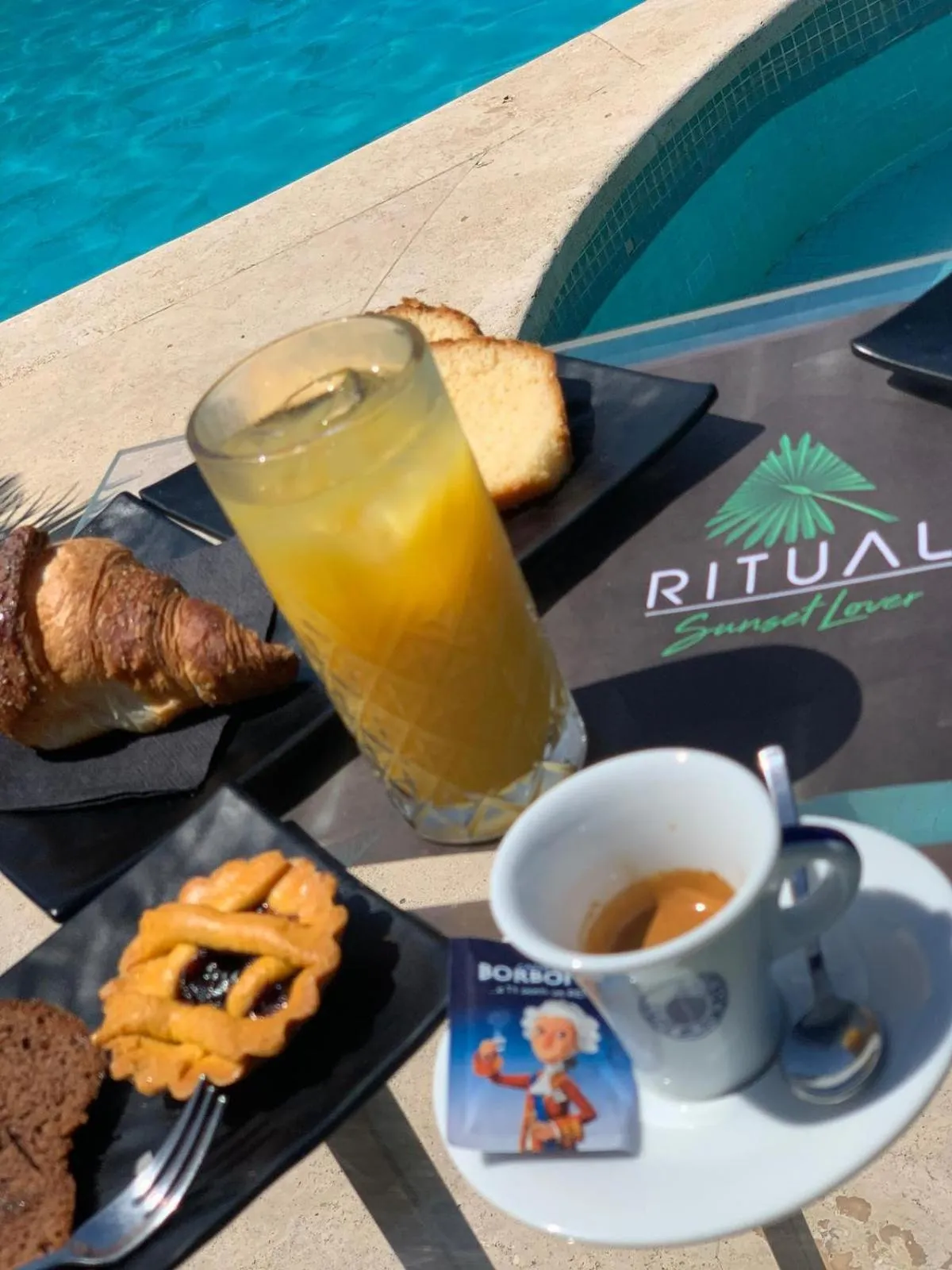 Breakfast in RITUAL SUNSET LOVER