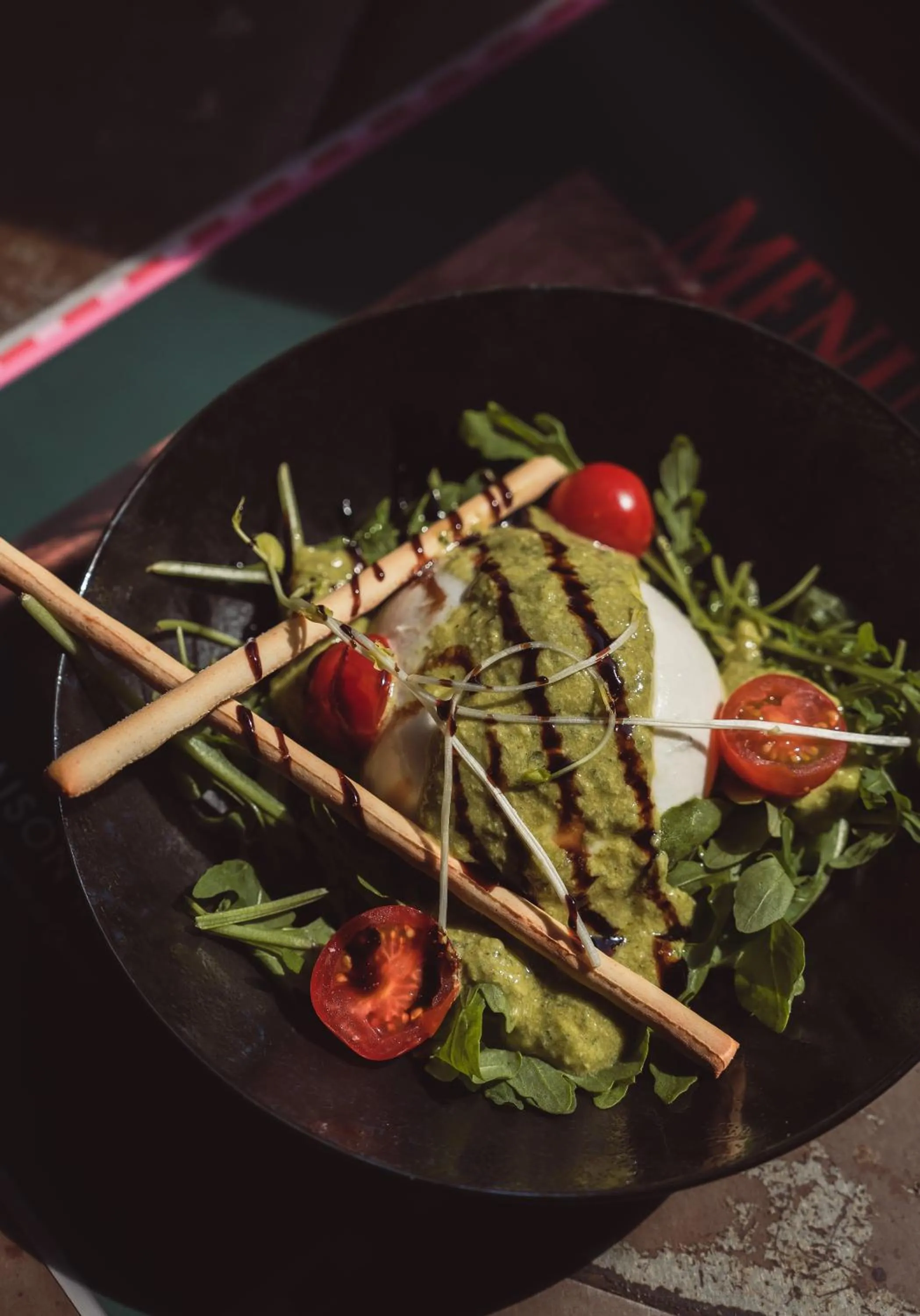 Restaurant/places to eat in La Maison Rouge