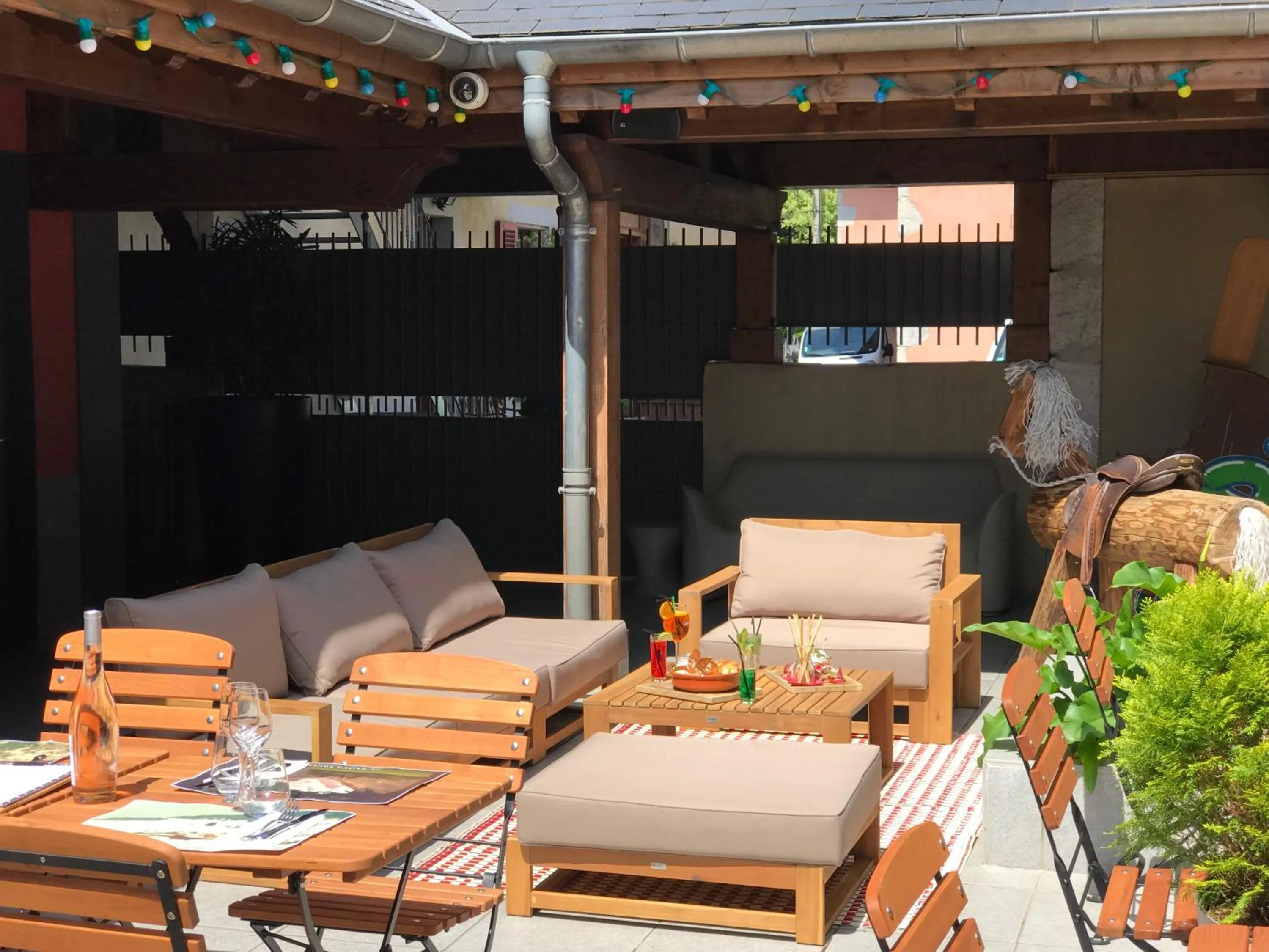 Patio in La Maison Rouge