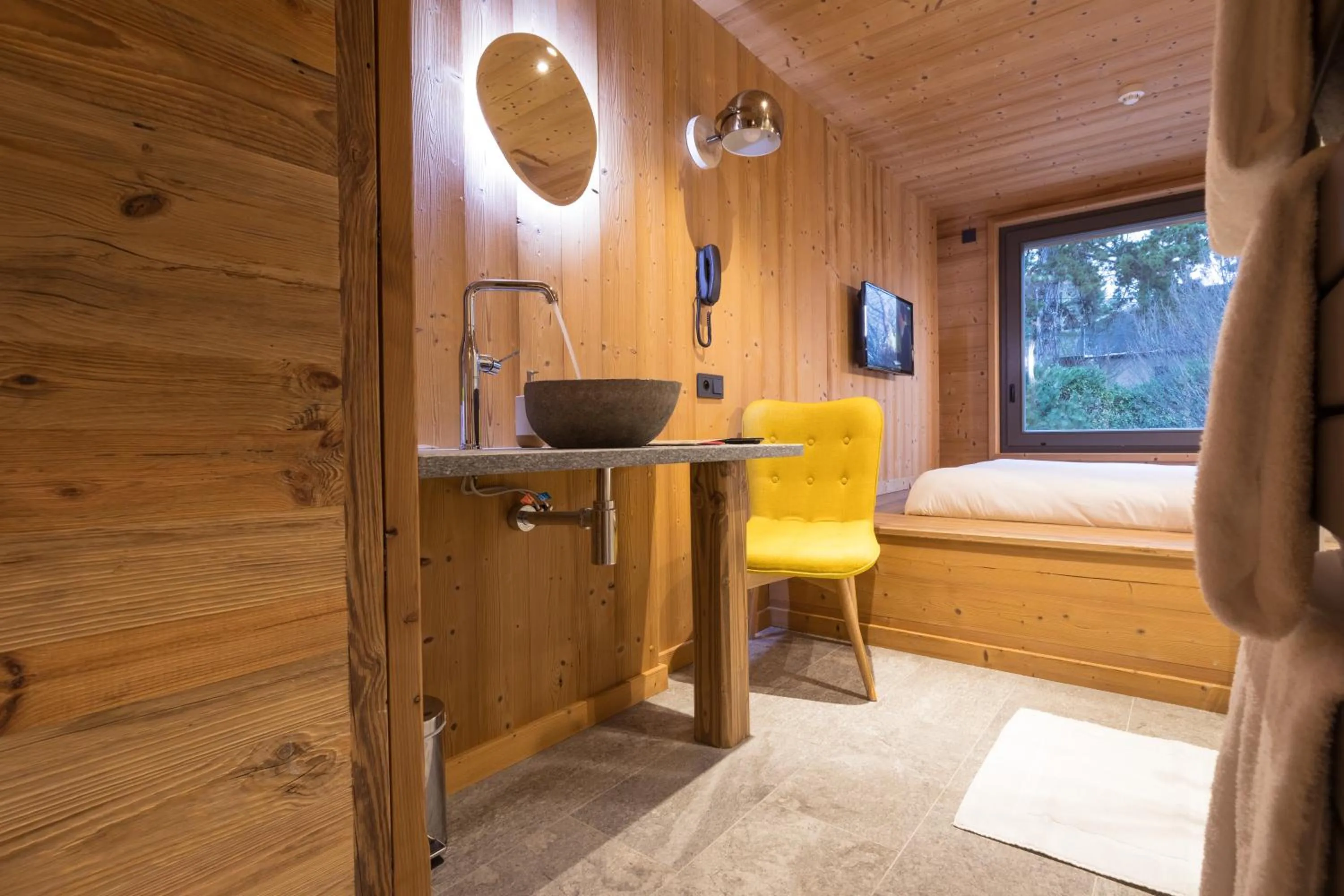 Bed in La Maison Rouge