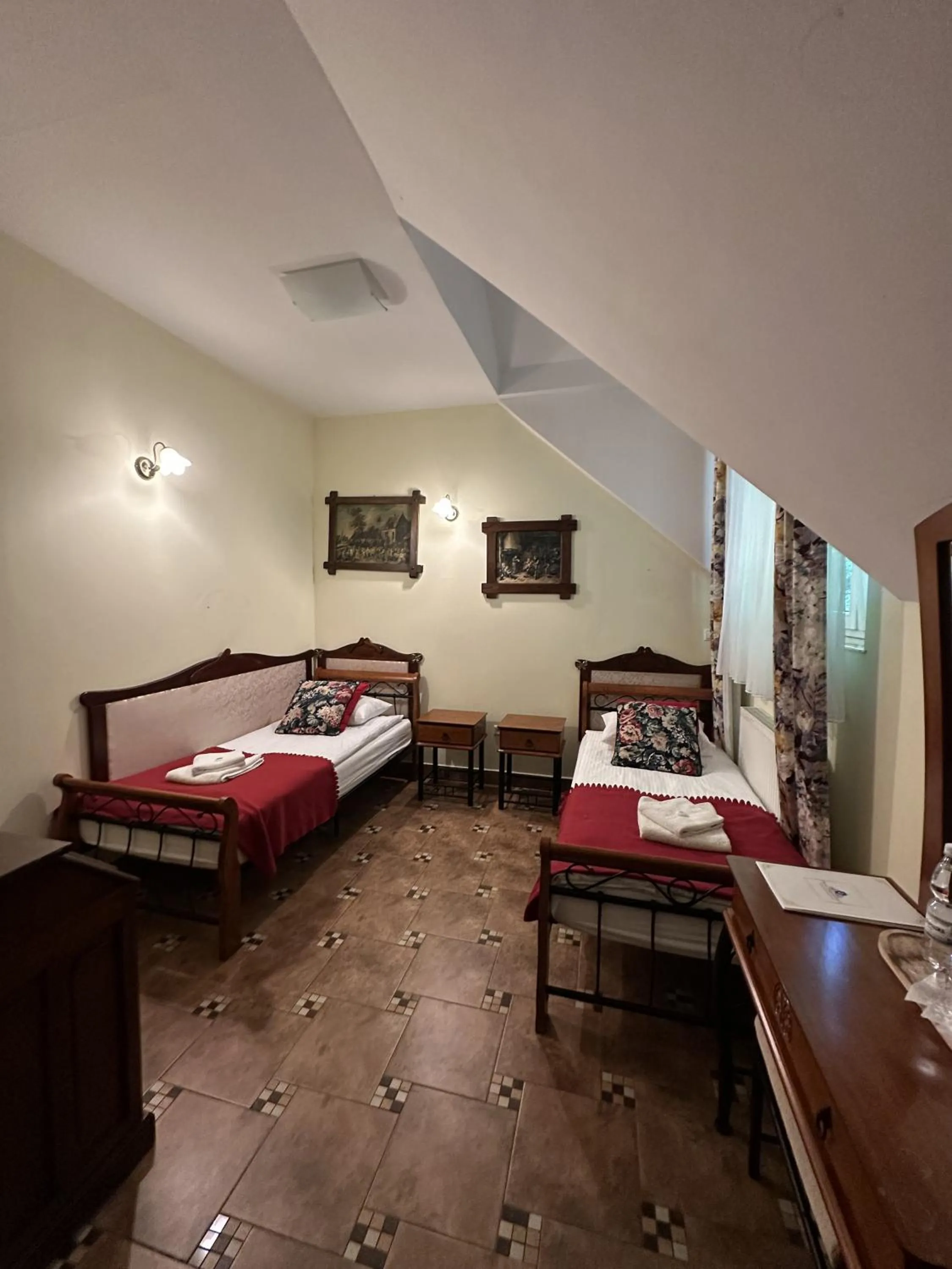 Budget Double Room - single occupancy - Annex in Pałac Tarnowskich Hotel & Restauracja & SPA
