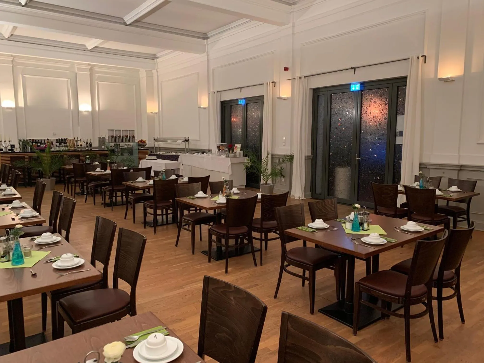 Restaurant/places to eat in Parkhotel Putbus Superior International