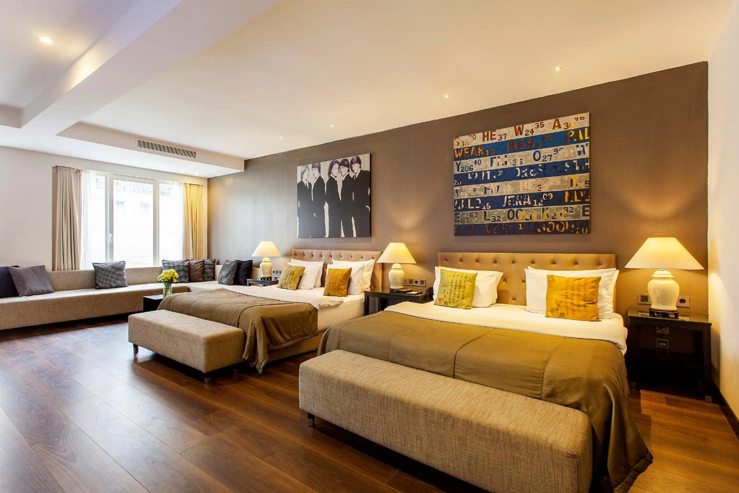 Photo of the whole room, Bed in Quentin Boutique Hotel