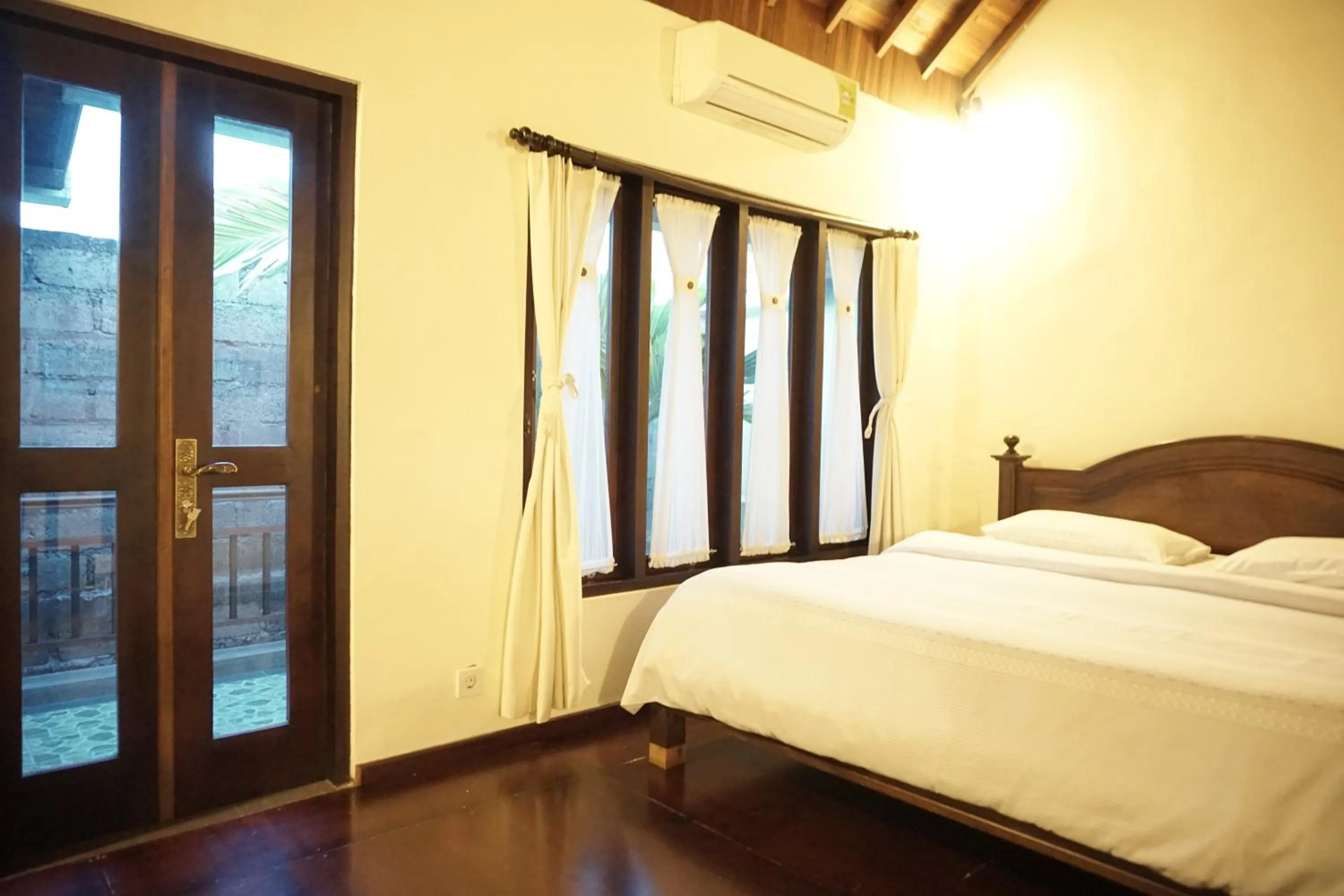 Photo of the whole room, Bed in Praschita Bali