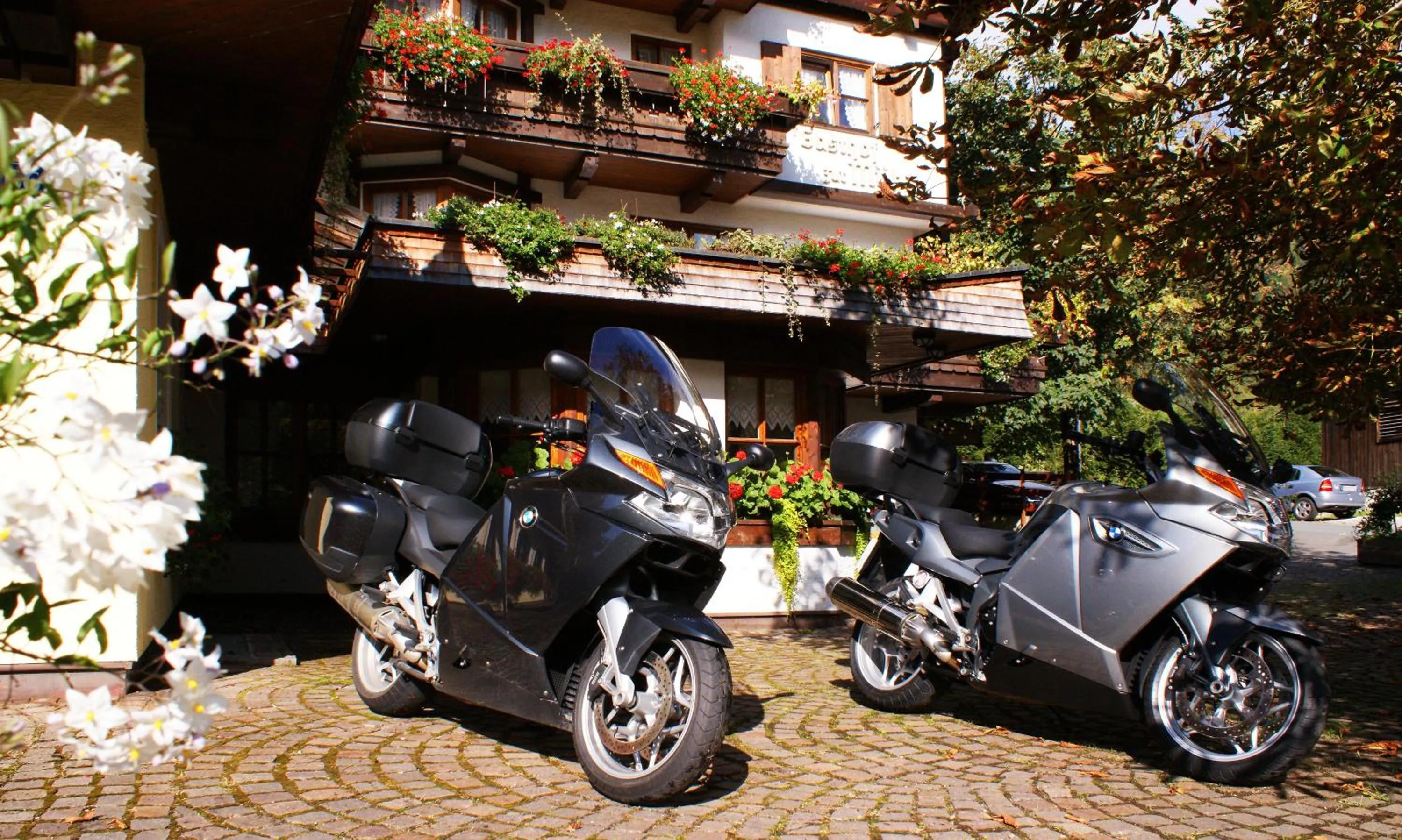 Facade/entrance in Hotel-Gasthof "Zur Mühle"