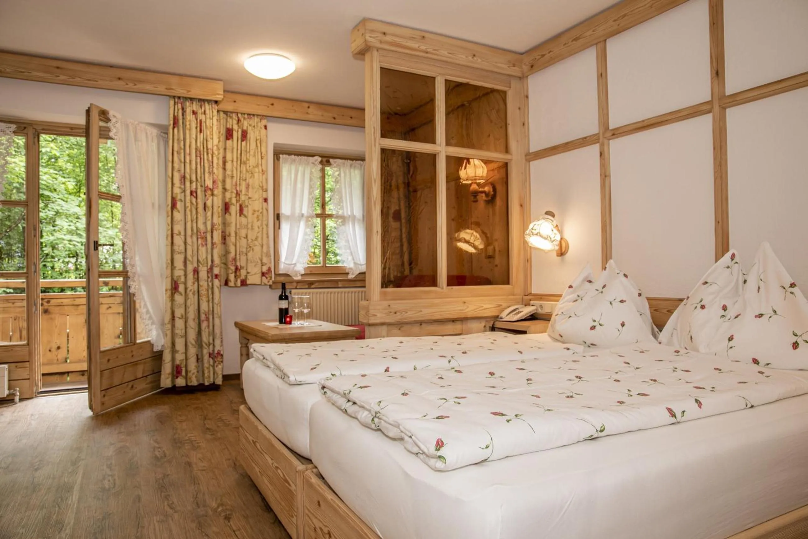 Bedroom, Bed in Hotel-Gasthof "Zur Mühle"