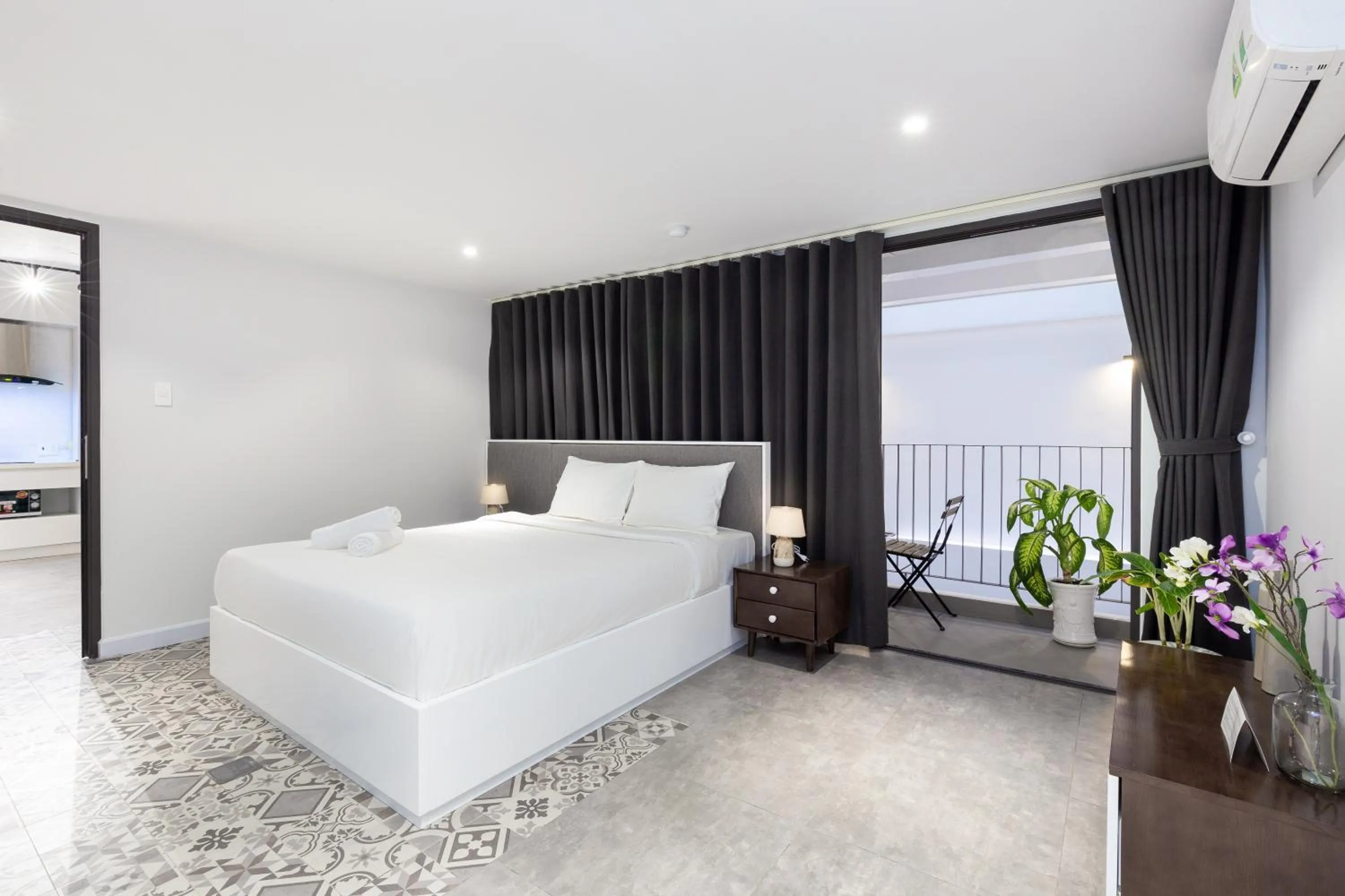 Photo of the whole room, Bed in Cozrum Homes - Premier Residence