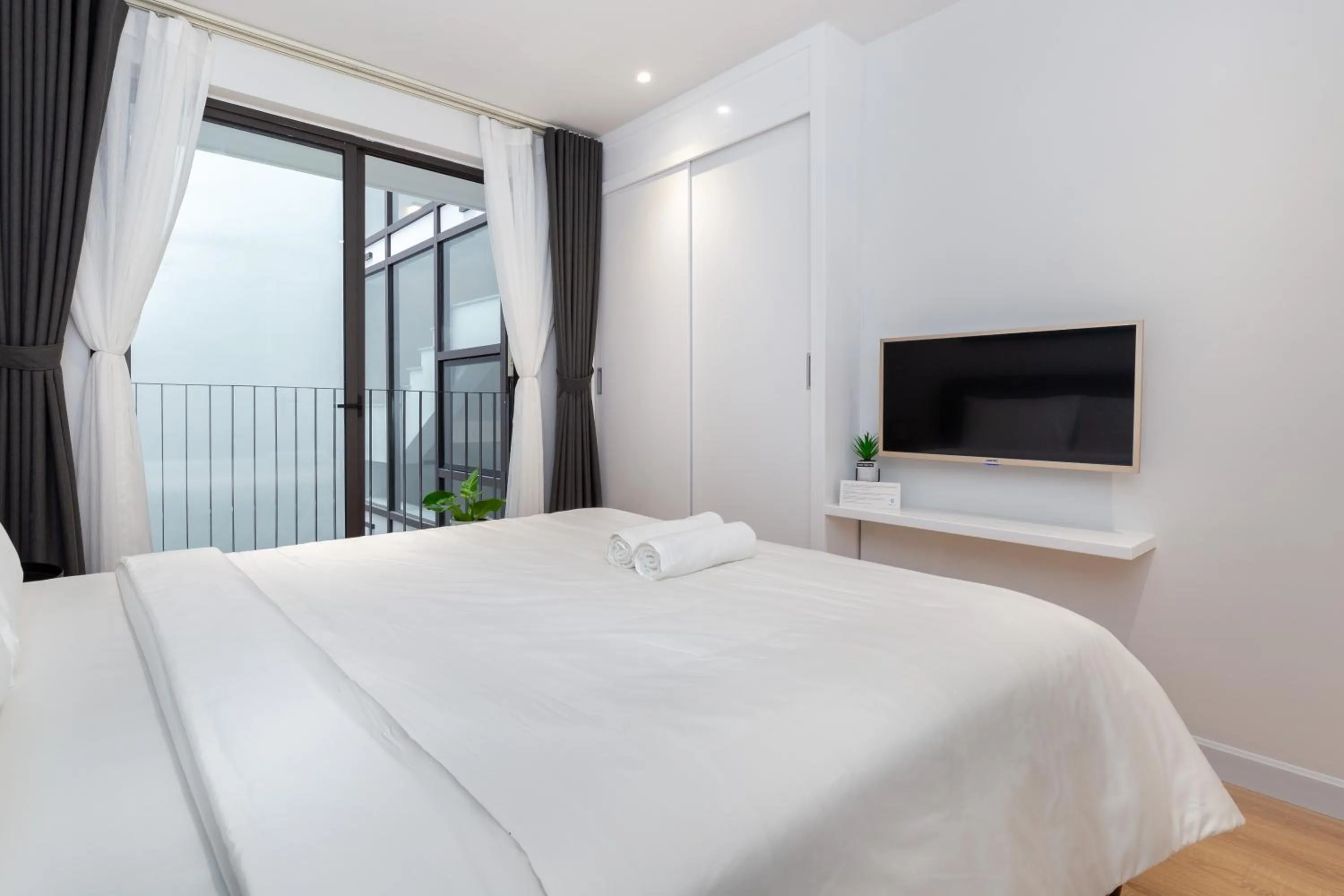 Bed in Cozrum Homes - Premier Residence