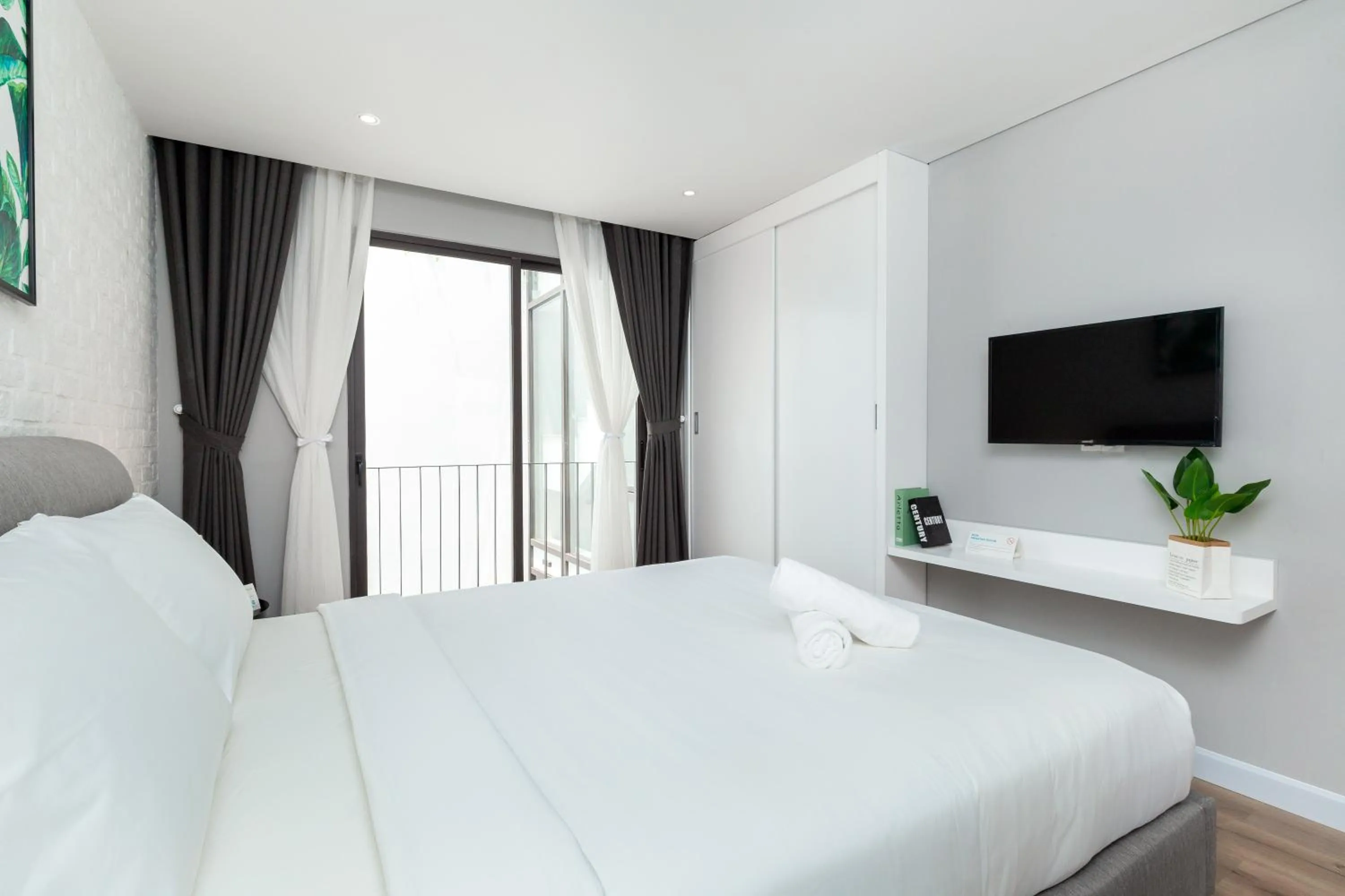 Bedroom, Bed in Cozrum Homes - Premier Residence