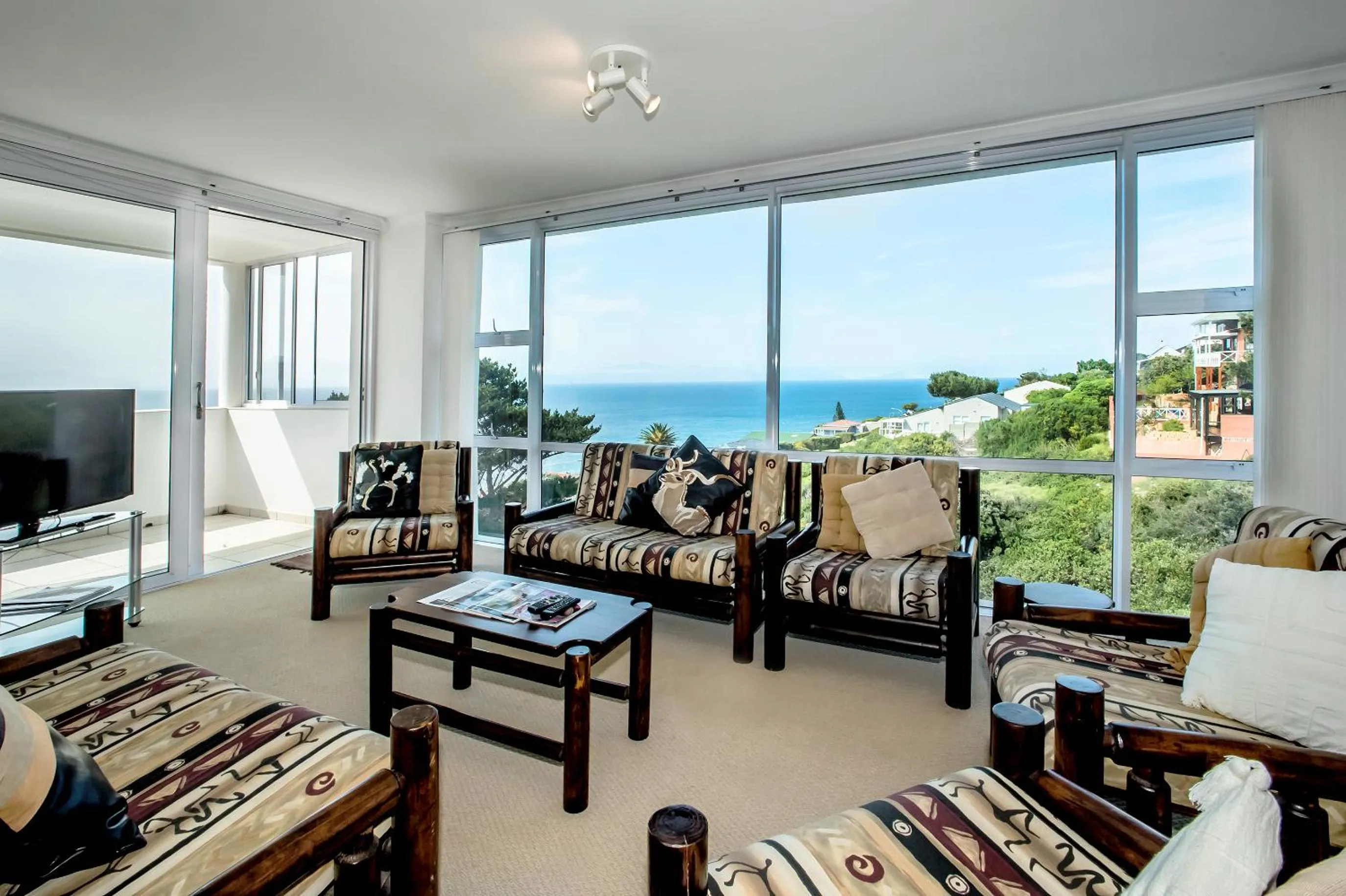 Living room in Penguinden - load-shedding free