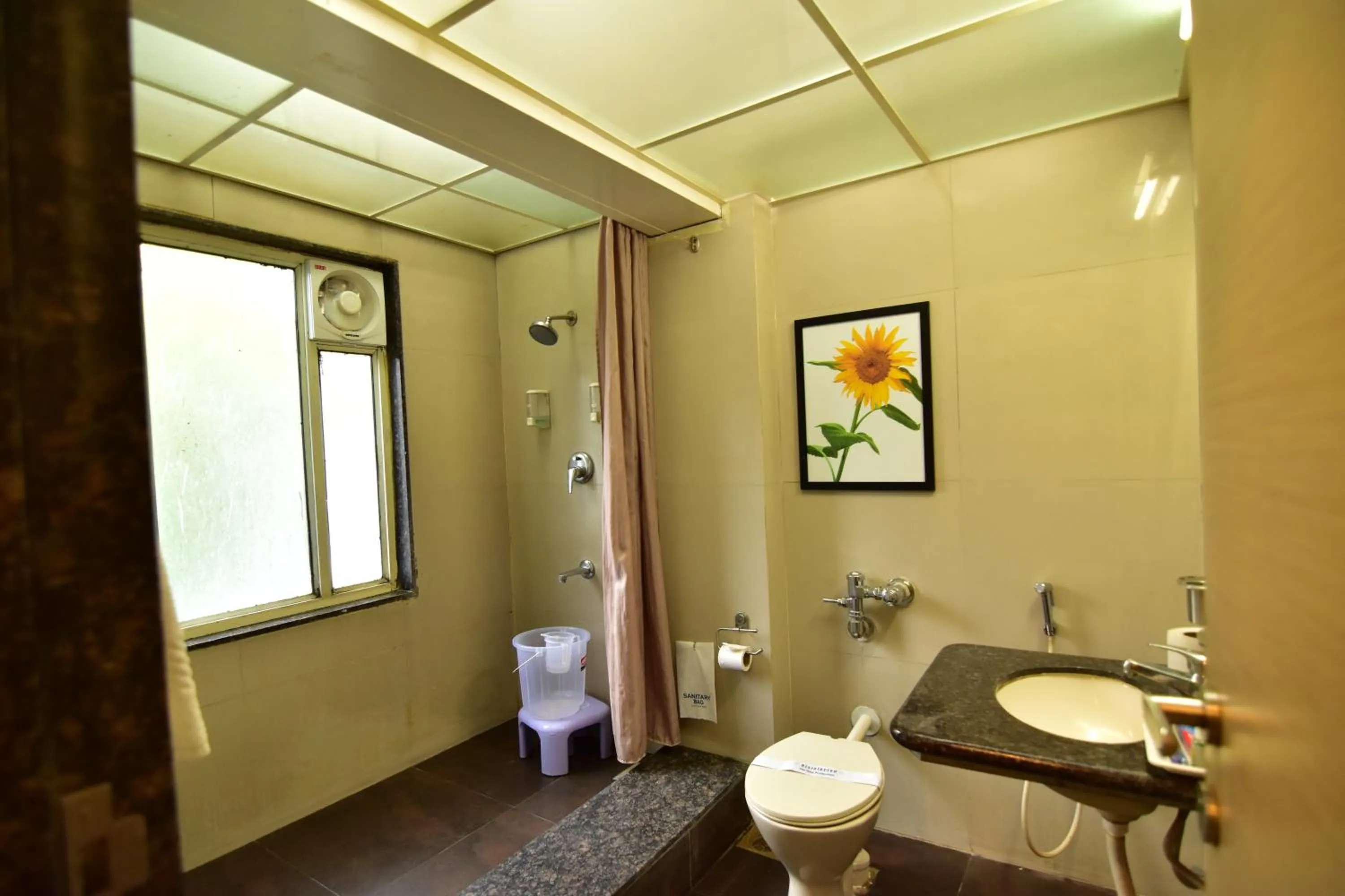 Bathroom in MY Bizz Hotel Sapna