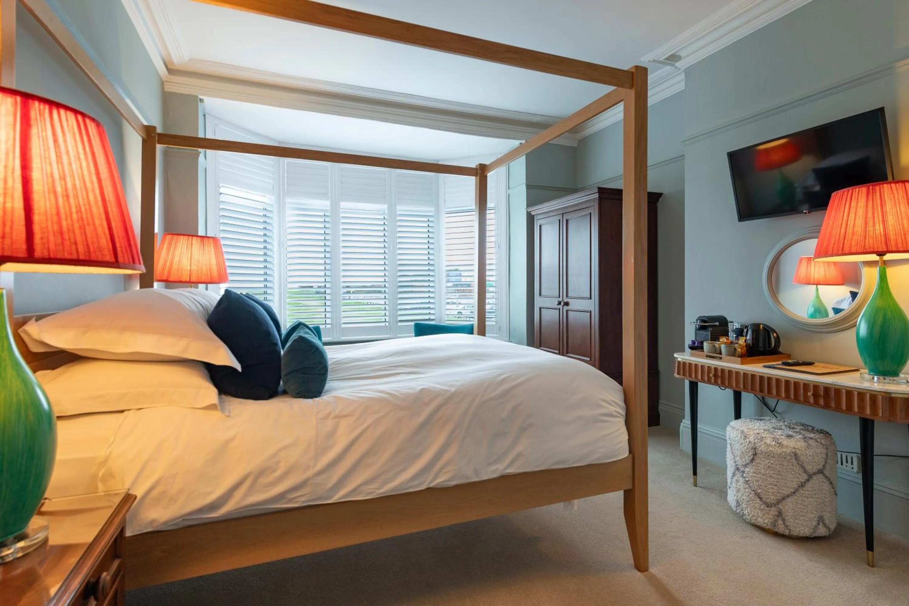 View (from property/room), Bed in East Beach Guest House