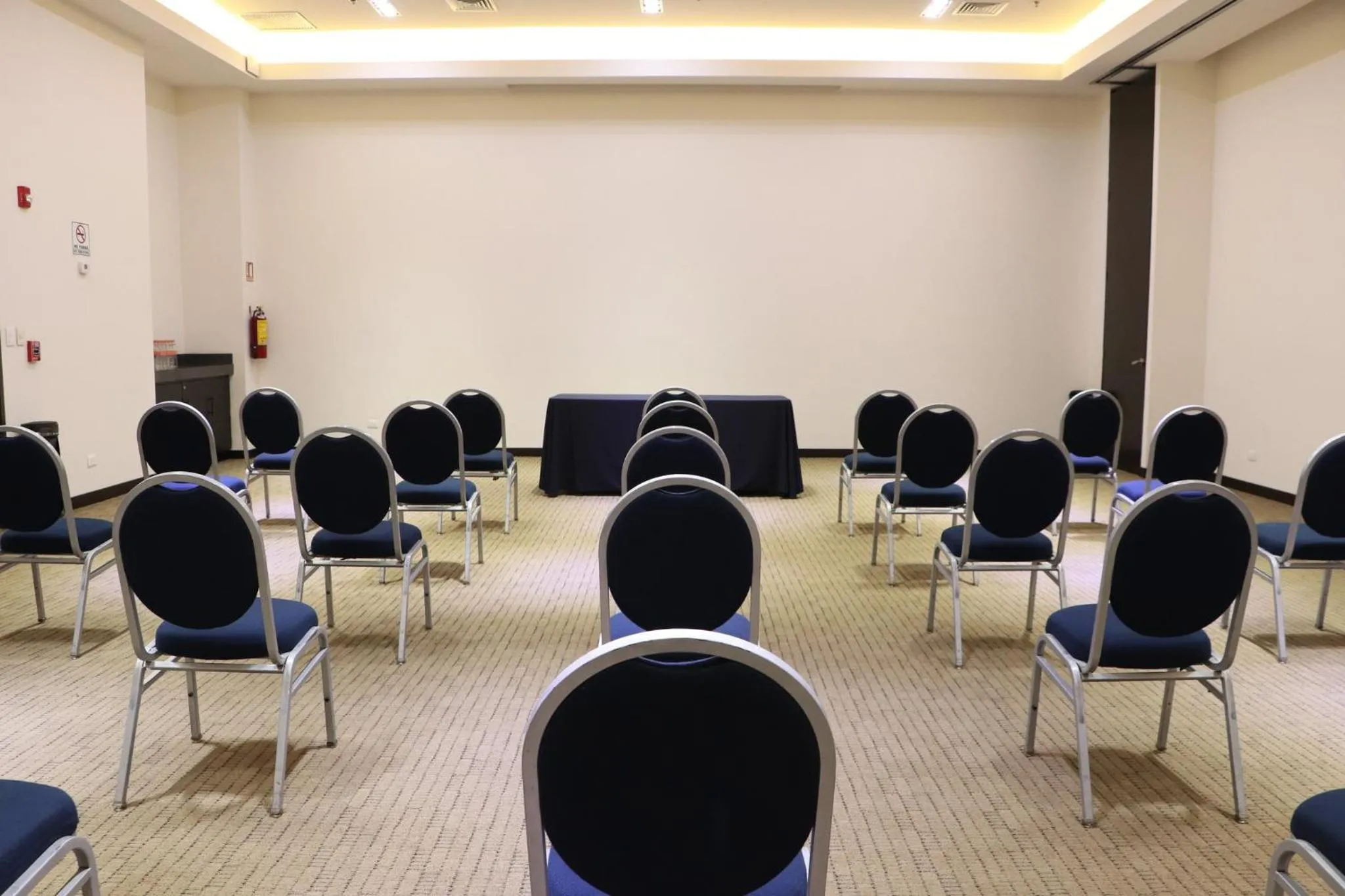 Meeting/conference room in Holiday Inn Express Guaymas by IHG