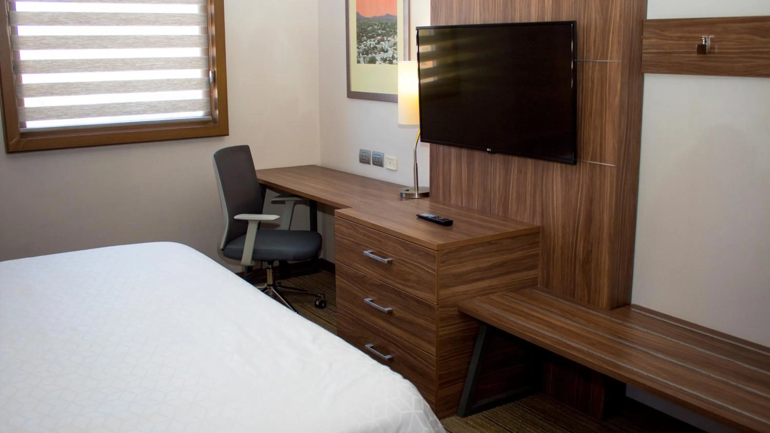 TV and multimedia, Bed in Holiday Inn Express Guaymas by IHG