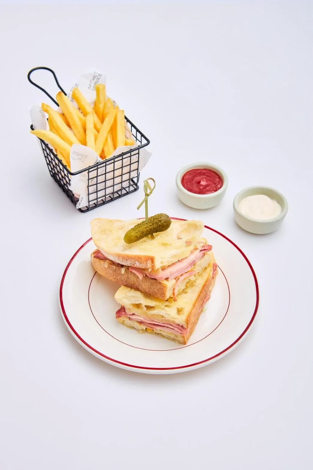 Restaurant/places to eat in 42Grand Residence