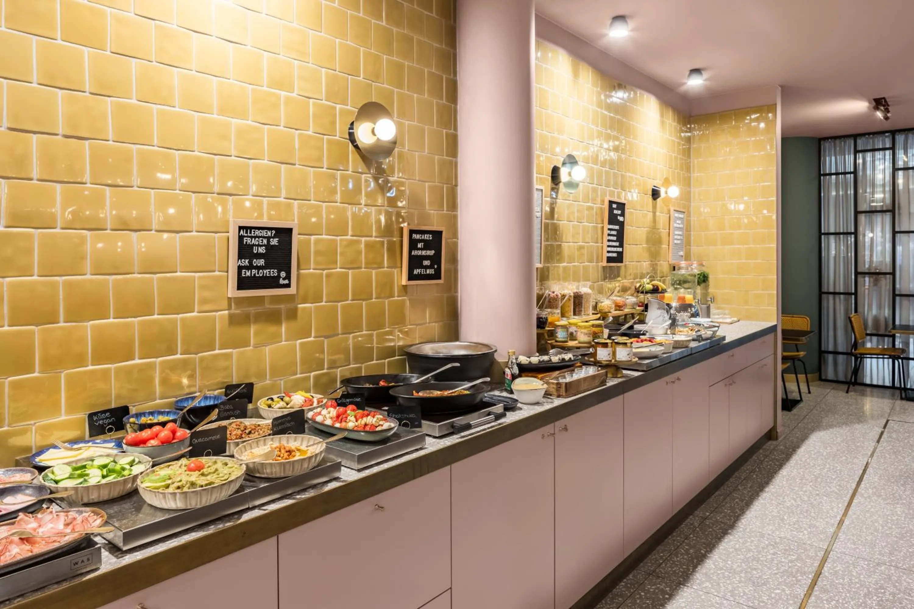 Breakfast in Hotel MIO by AMANO