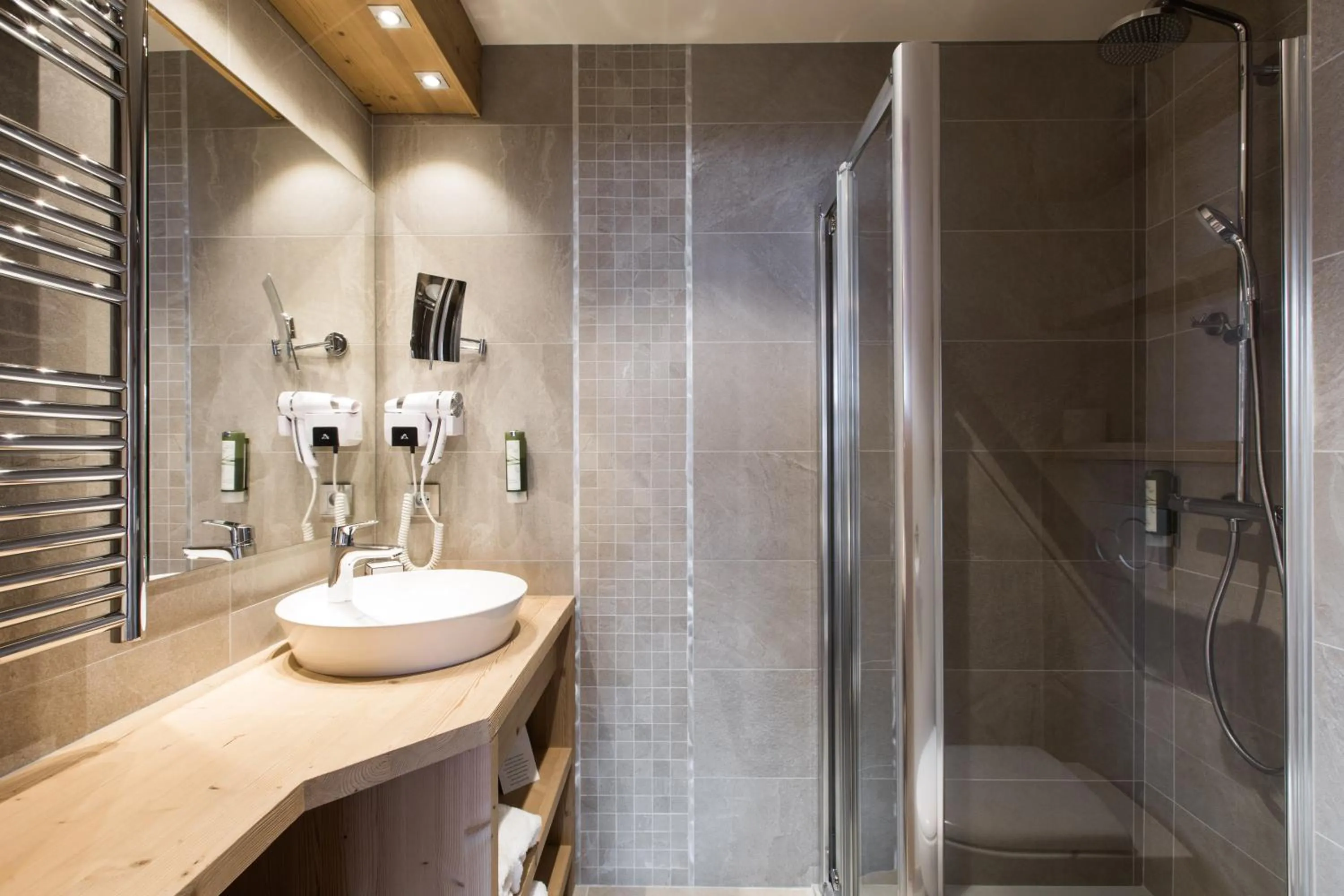 Bathroom in Les Chalets de La Griyotire