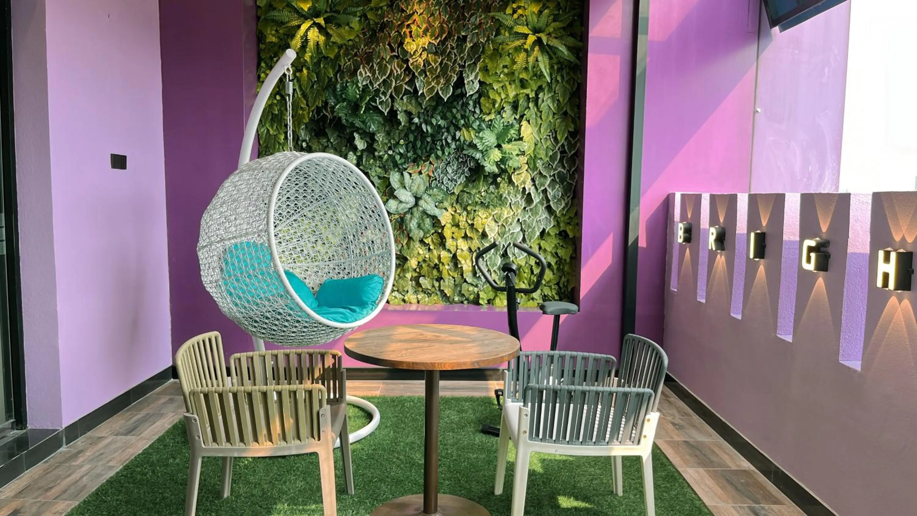 Area and facilities in Oak Tree Urban Hotel Jakarta