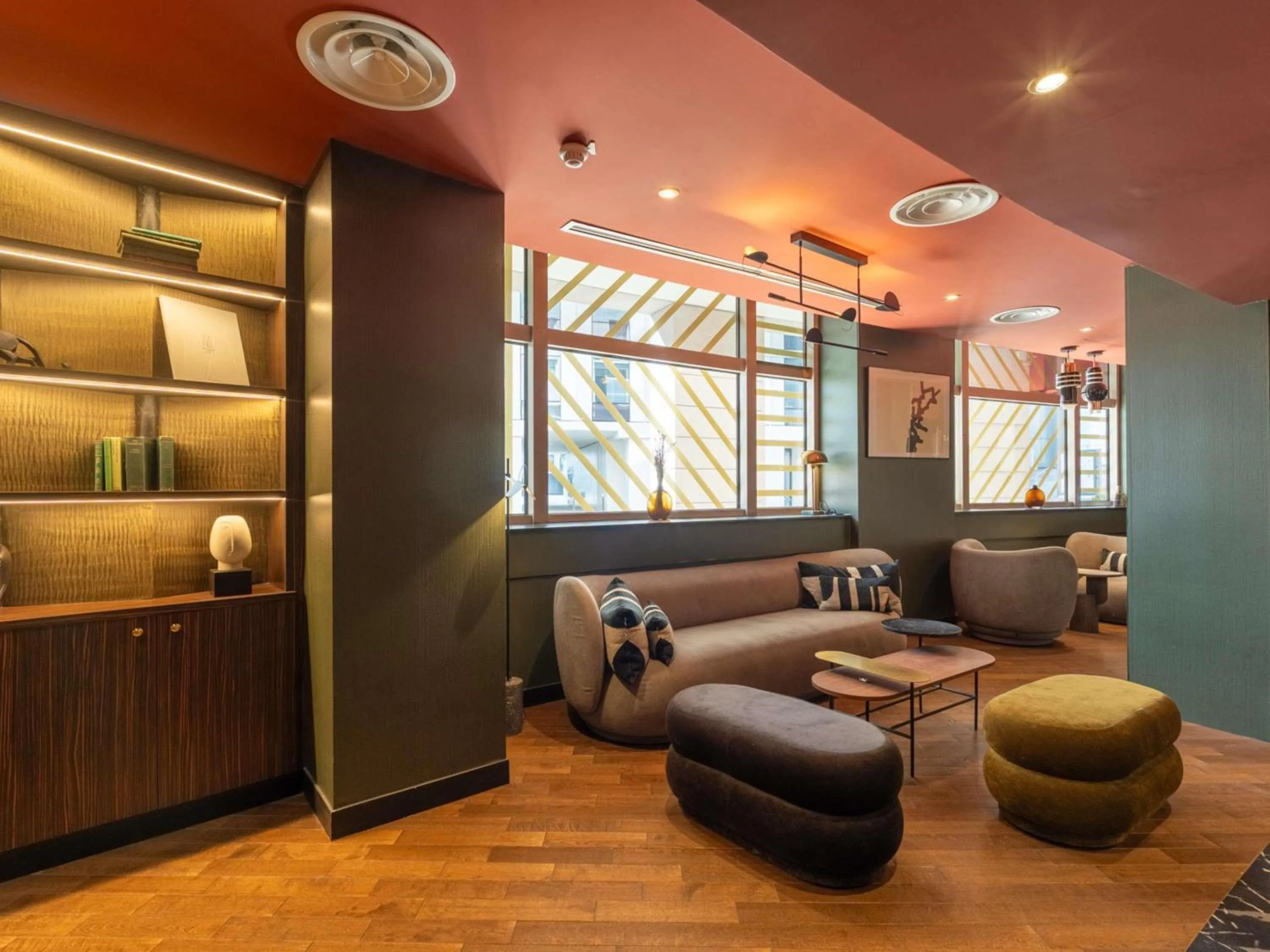 Property building in Nest Hotel Paris la Défense - MGallery Collection