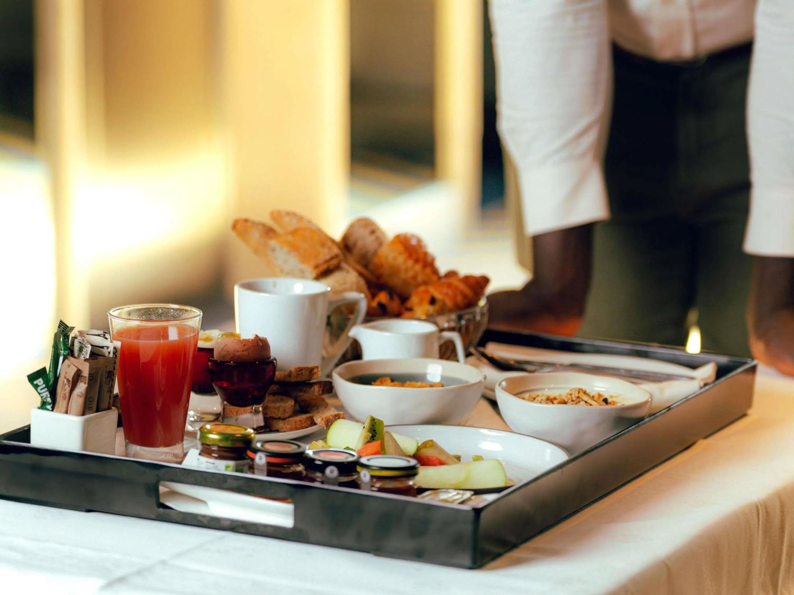 Bedroom in Nest Hotel Paris la Défense - MGallery Collection