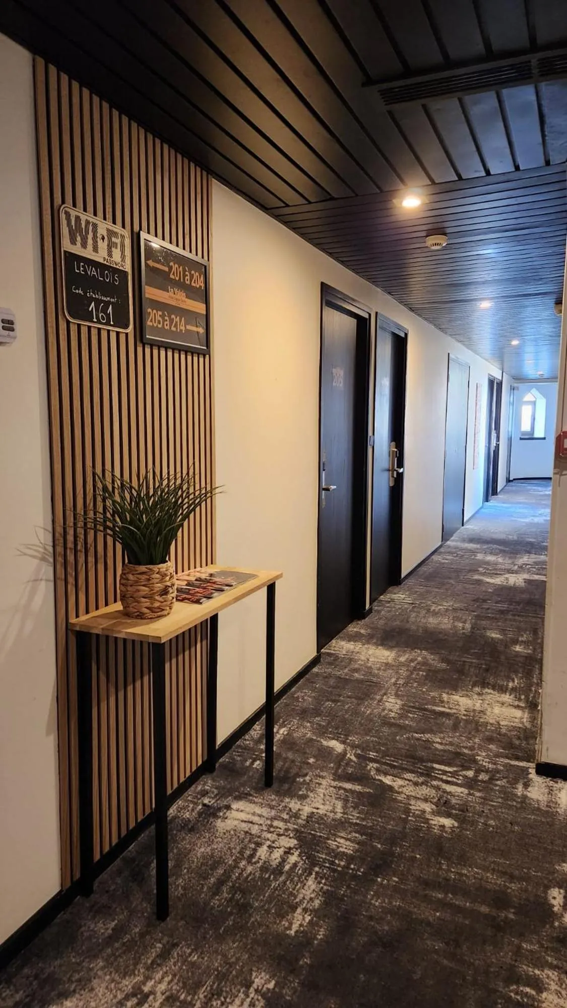 Property building in Hôtel Le Valois, Cognac Centre