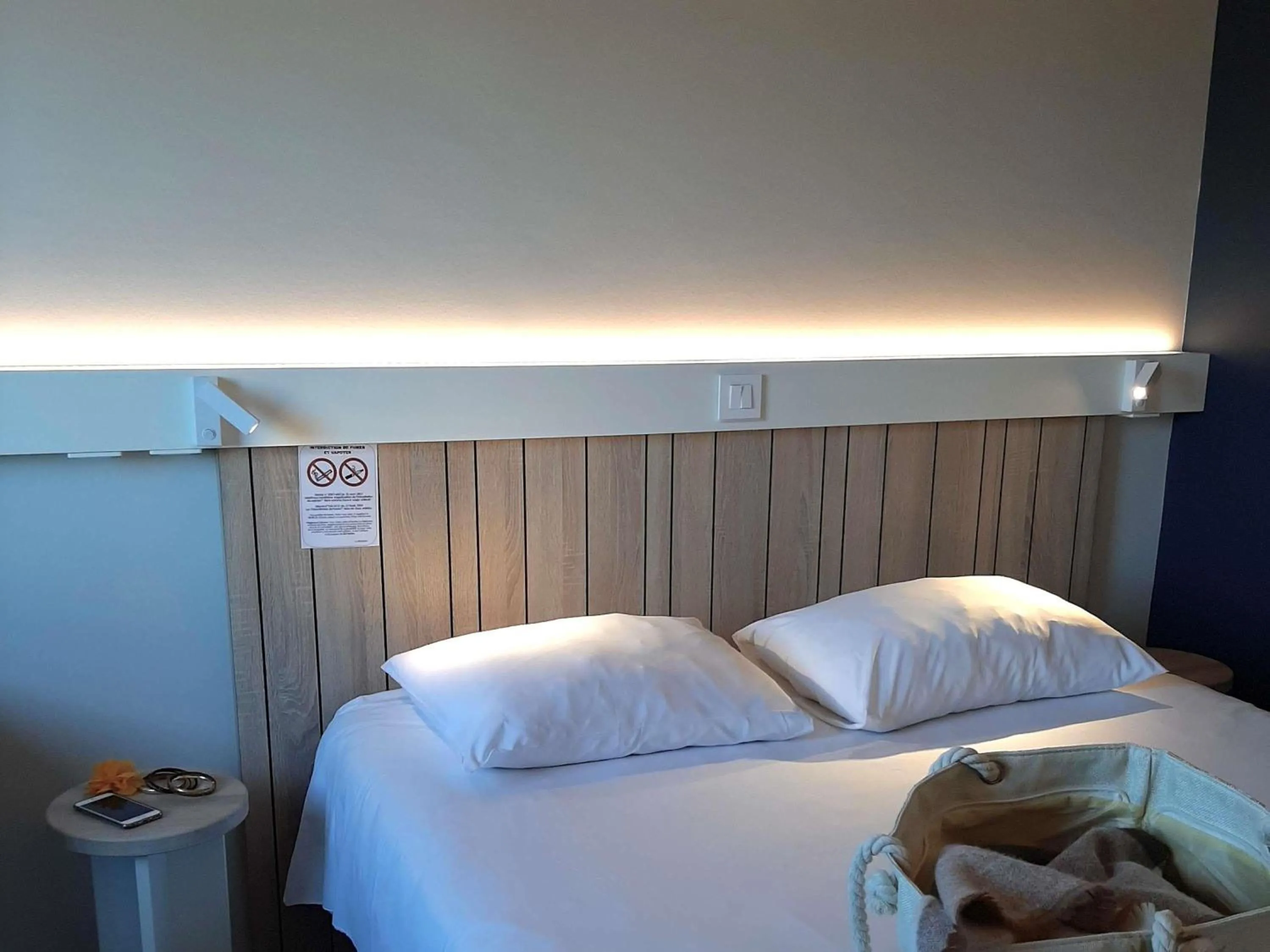 Bedroom, Bed in ibis Rennes Cesson