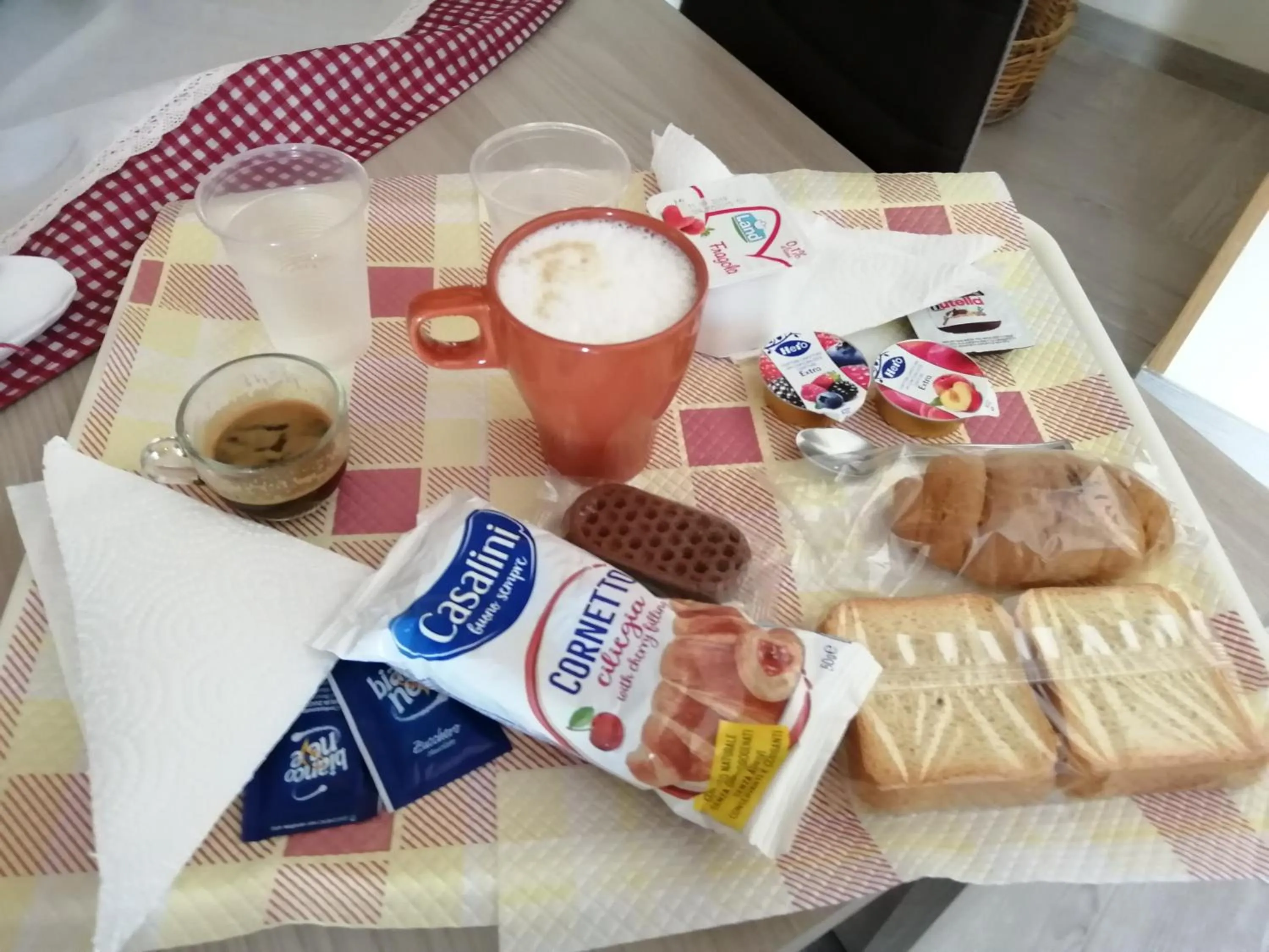 Breakfast in Una terrazza sul mare