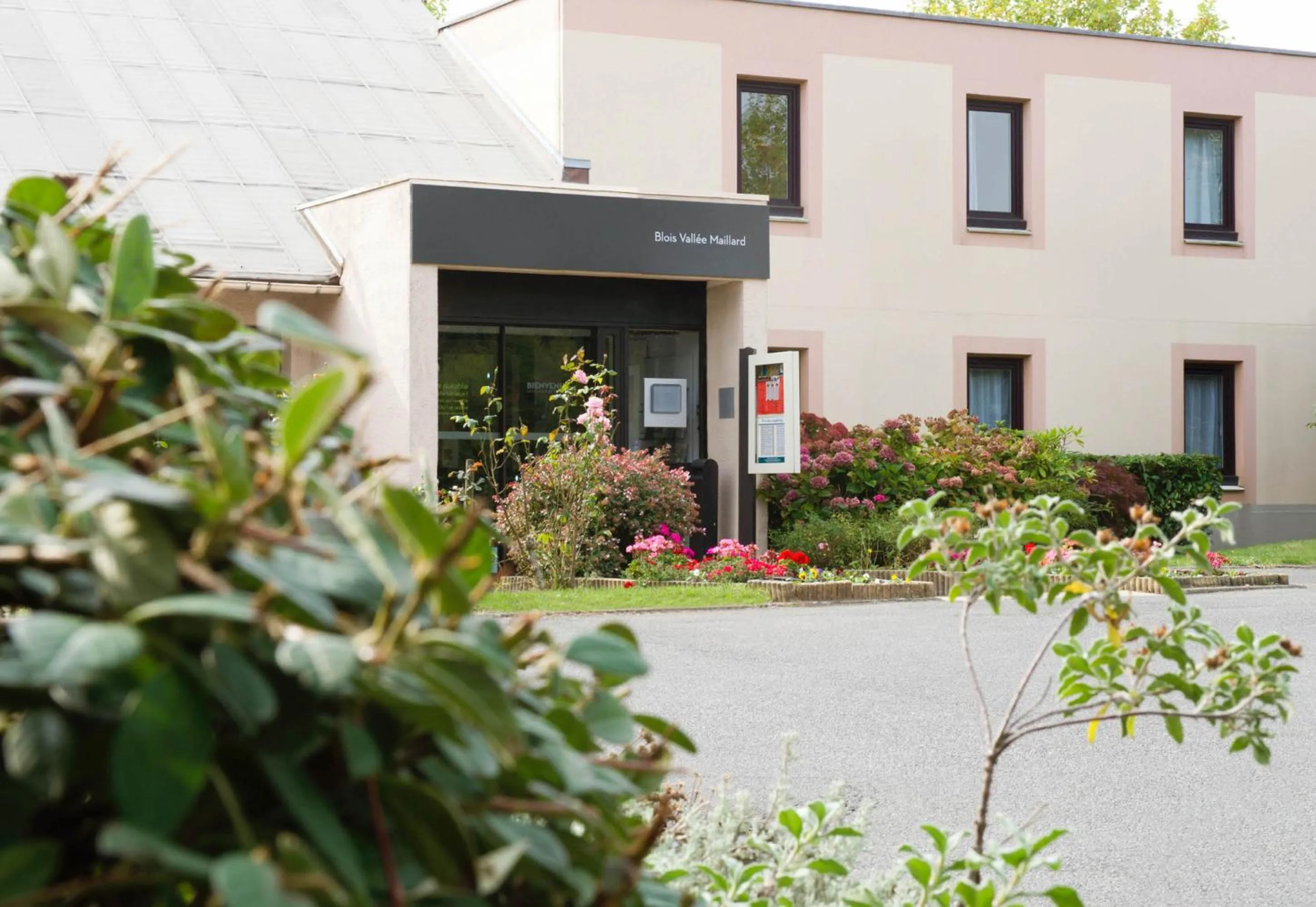 Property building in ibis Blois Vallée Maillard