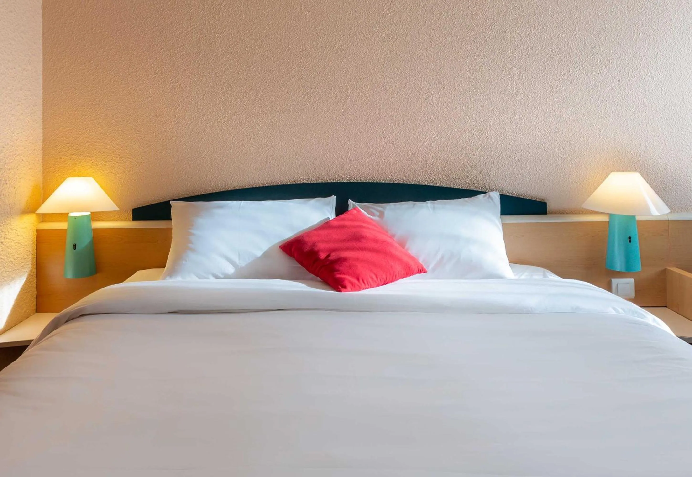 Bed in ibis Blois Vallée Maillard