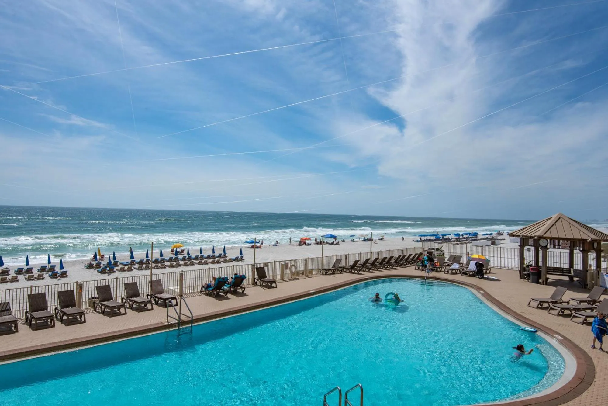 Swimming pool in Treasure Island 0209