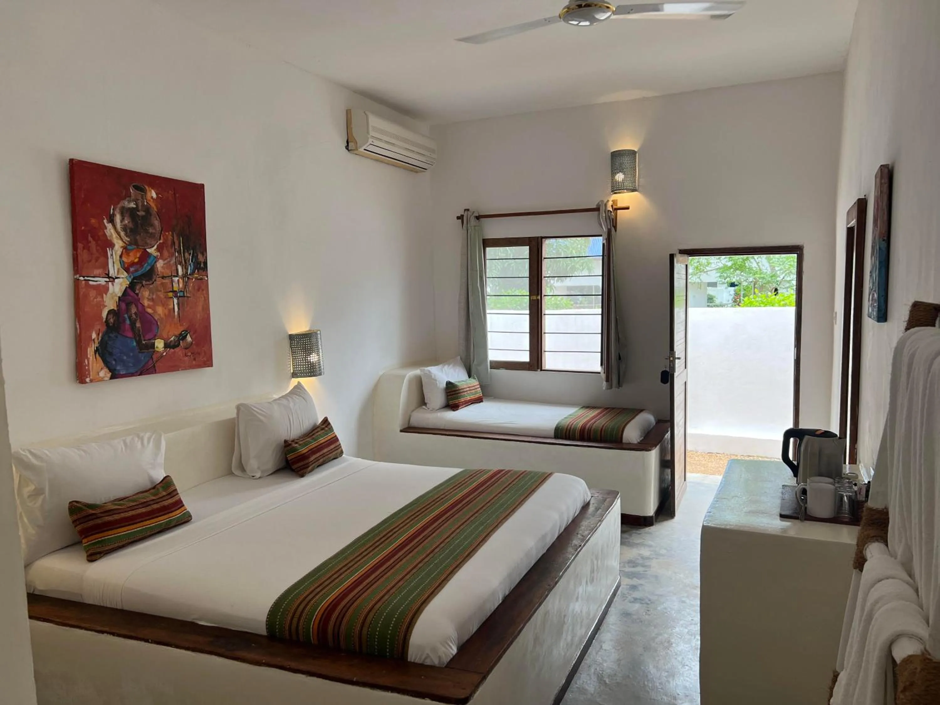 Photo of the whole room, Bed in Nungwi Getaway