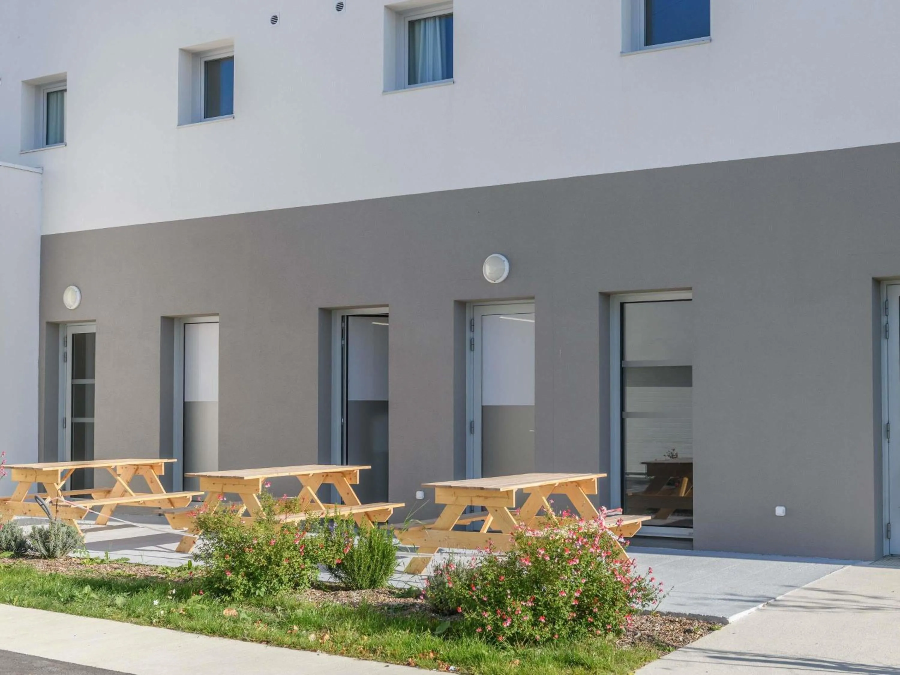 Property building in Ibis Budget La Rochelle Puilboreau