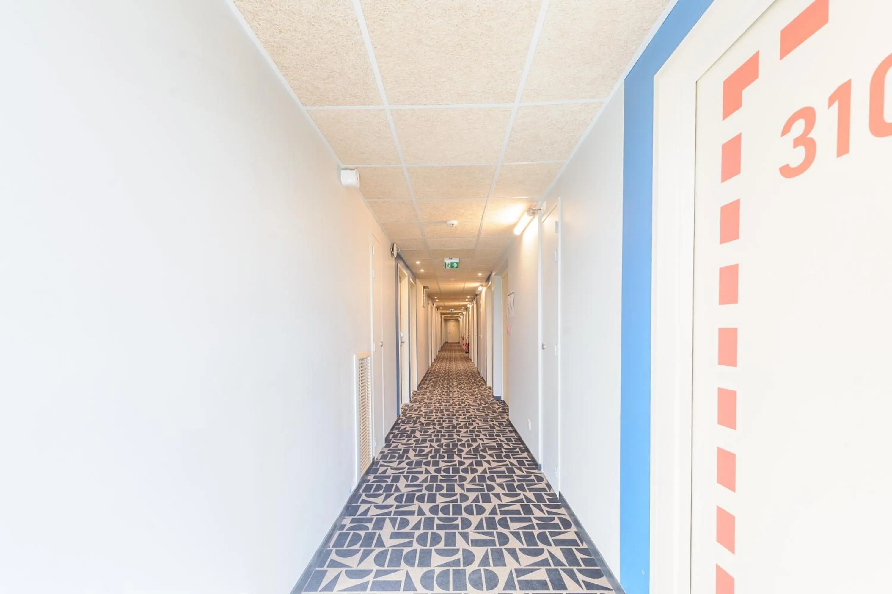 Property building in Ibis Budget La Rochelle Puilboreau