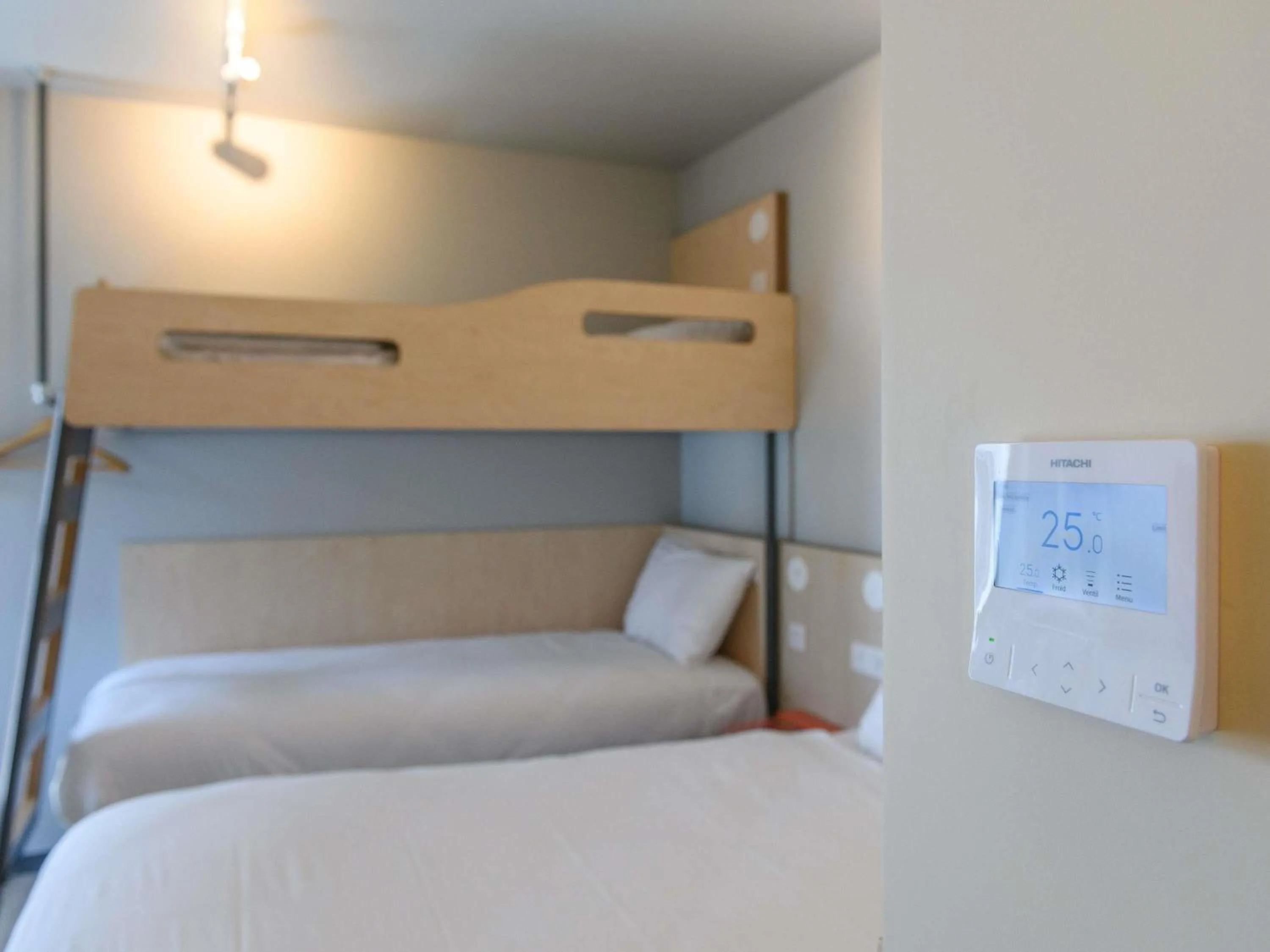Bedroom, Bed in Ibis Budget La Rochelle Puilboreau