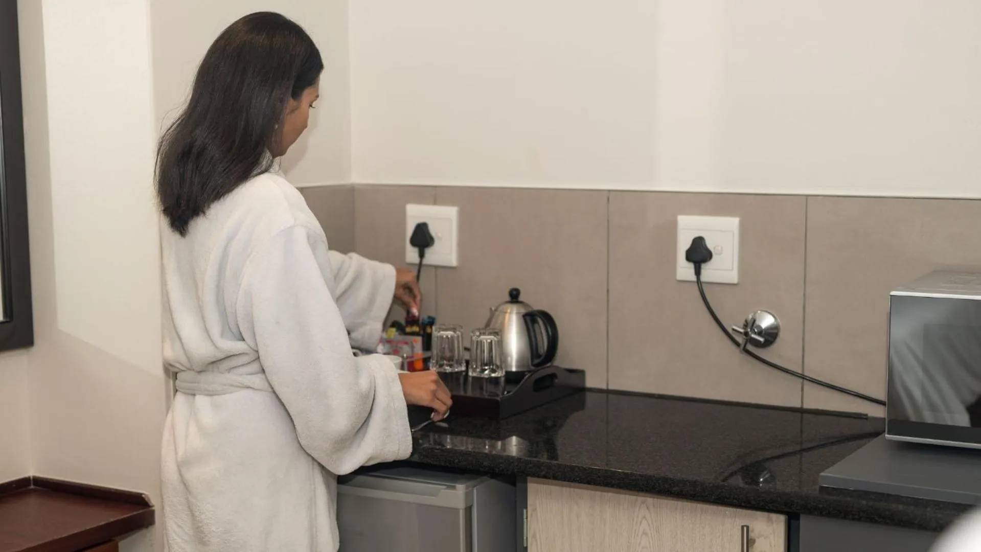 Coffee/tea facilities in ANEW Hotel Hatfield Pretoria