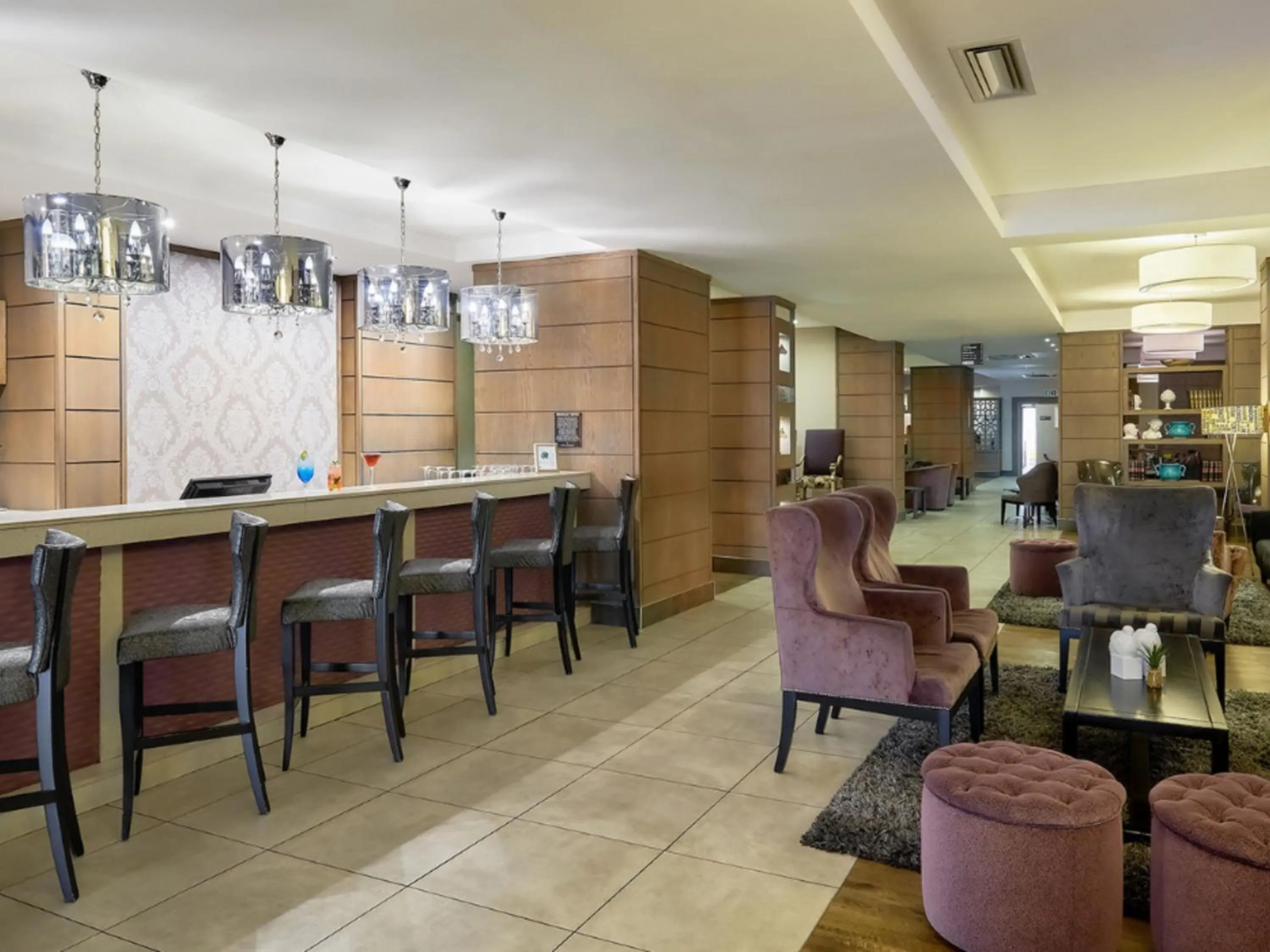 Lounge or bar in ANEW Hotel Hatfield Pretoria