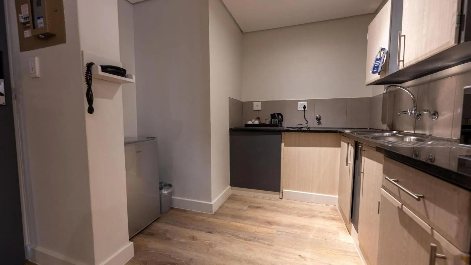 Kitchen or kitchenette in ANEW Hotel Hatfield Pretoria