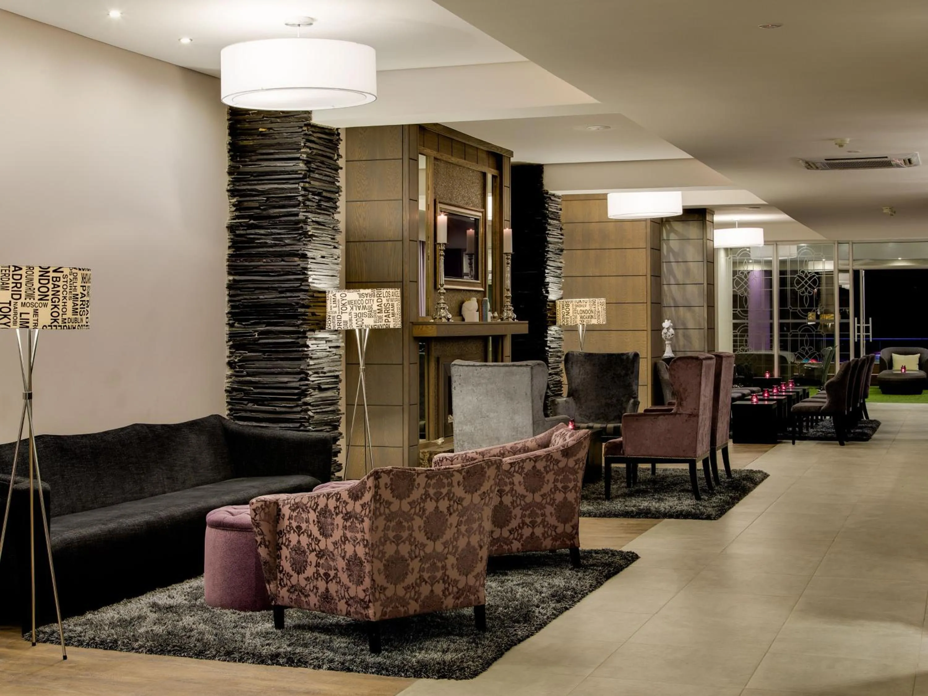 Seating area in ANEW Hotel Hatfield Pretoria