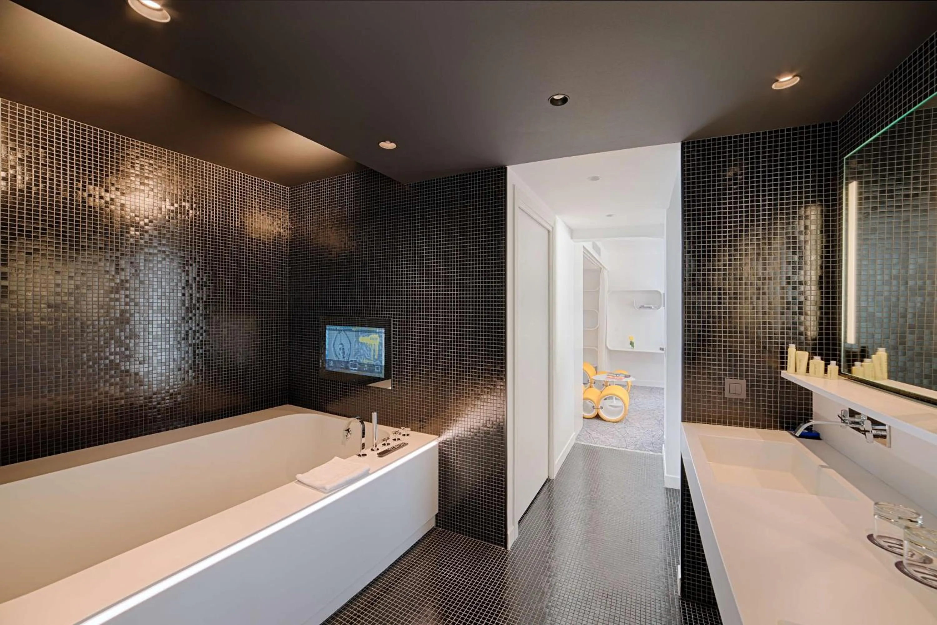 Bathroom in nhow Marseille