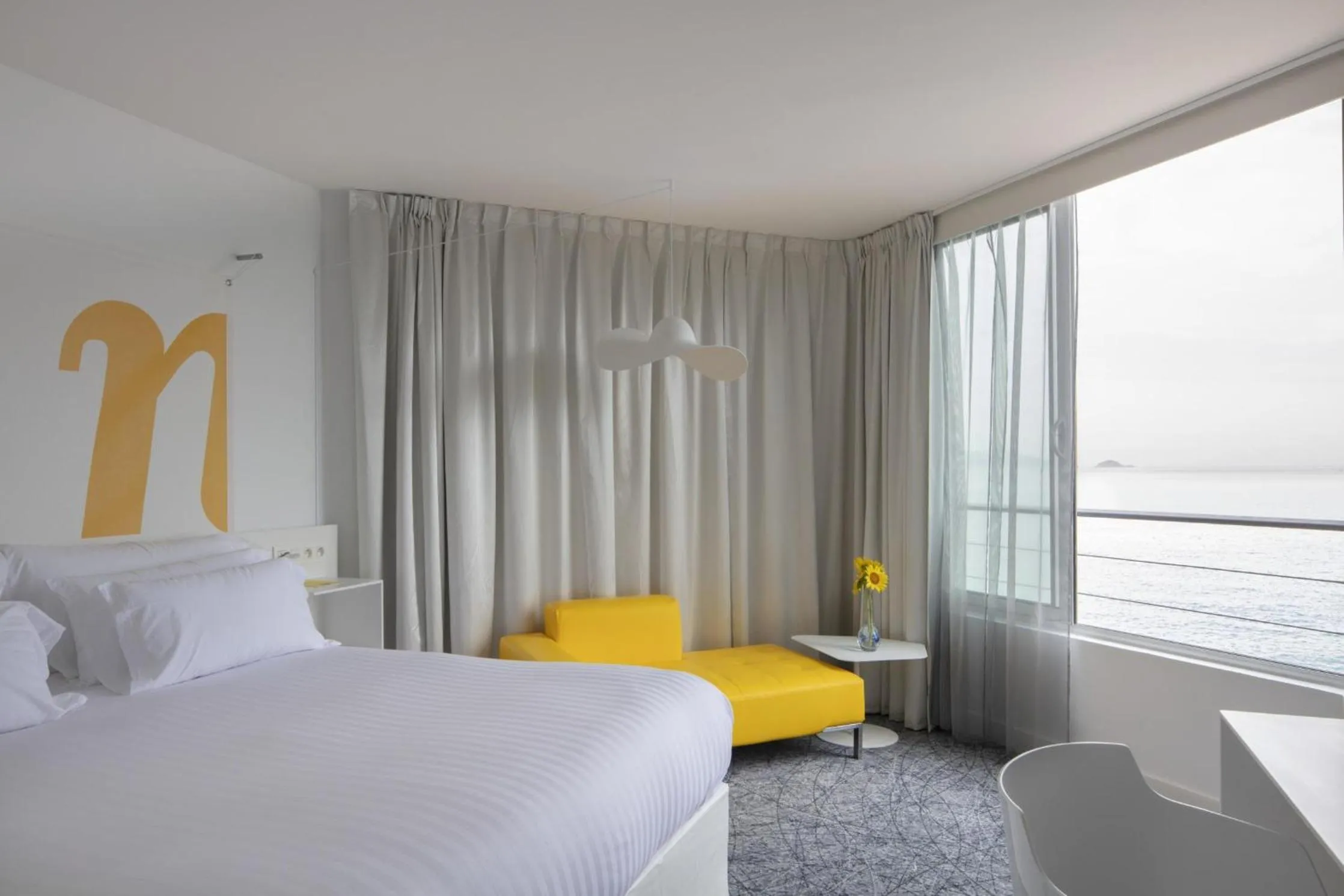 Bedroom, Bed in nhow Marseille