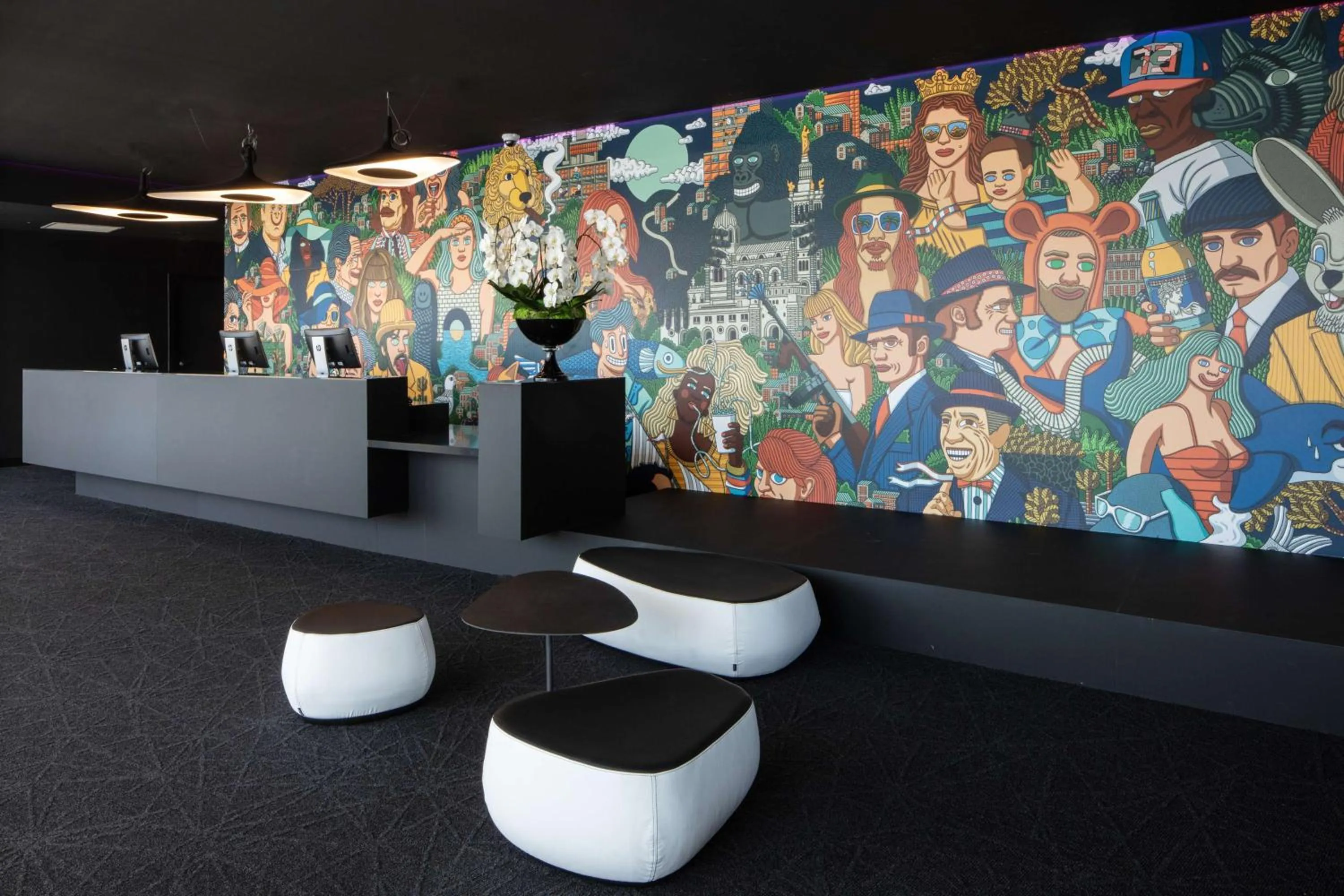 Lobby or reception in nhow Marseille